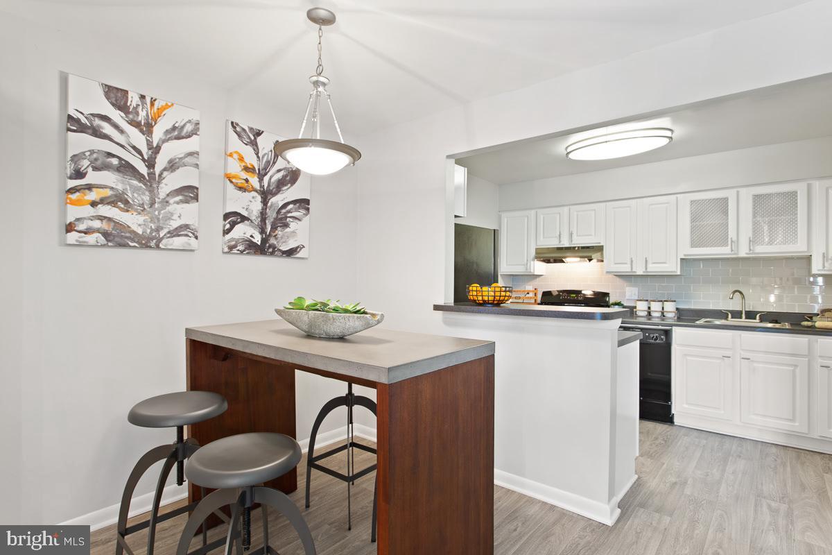 KINGS WOODS - Residential Lease