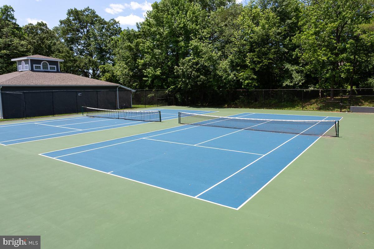 KINGS WOODS - Residential Lease