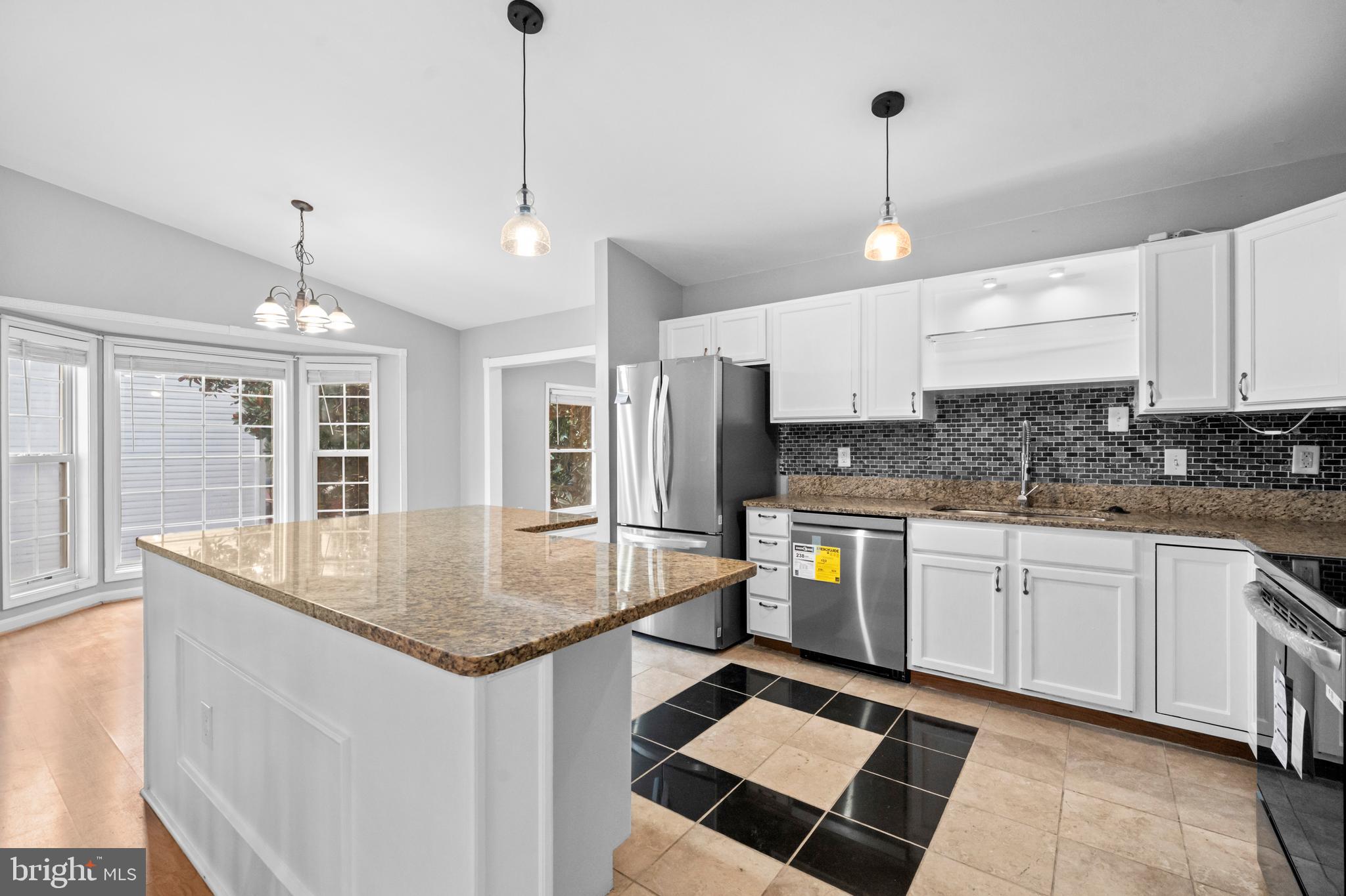 DEVON GREEN - Residential