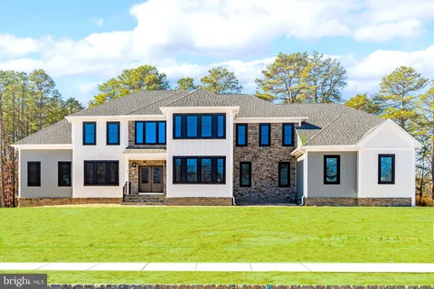 2 Haystack Court, Howell, NJ MLS: NJMM2003782