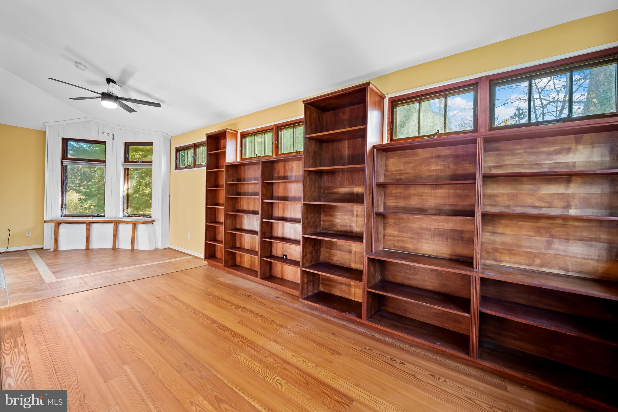 MOUNT WASHINGTON - Residential