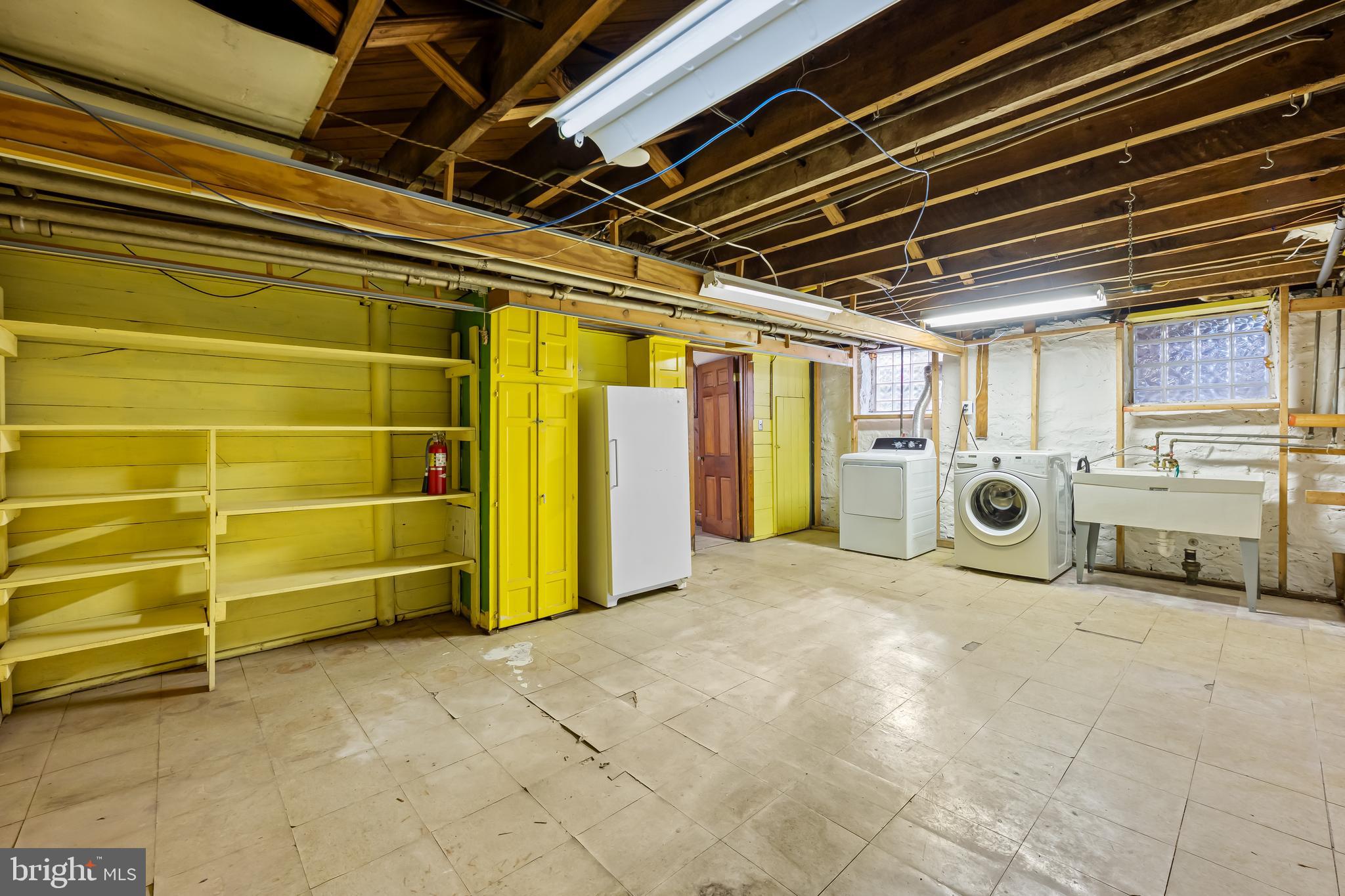 MOUNT WASHINGTON - Residential