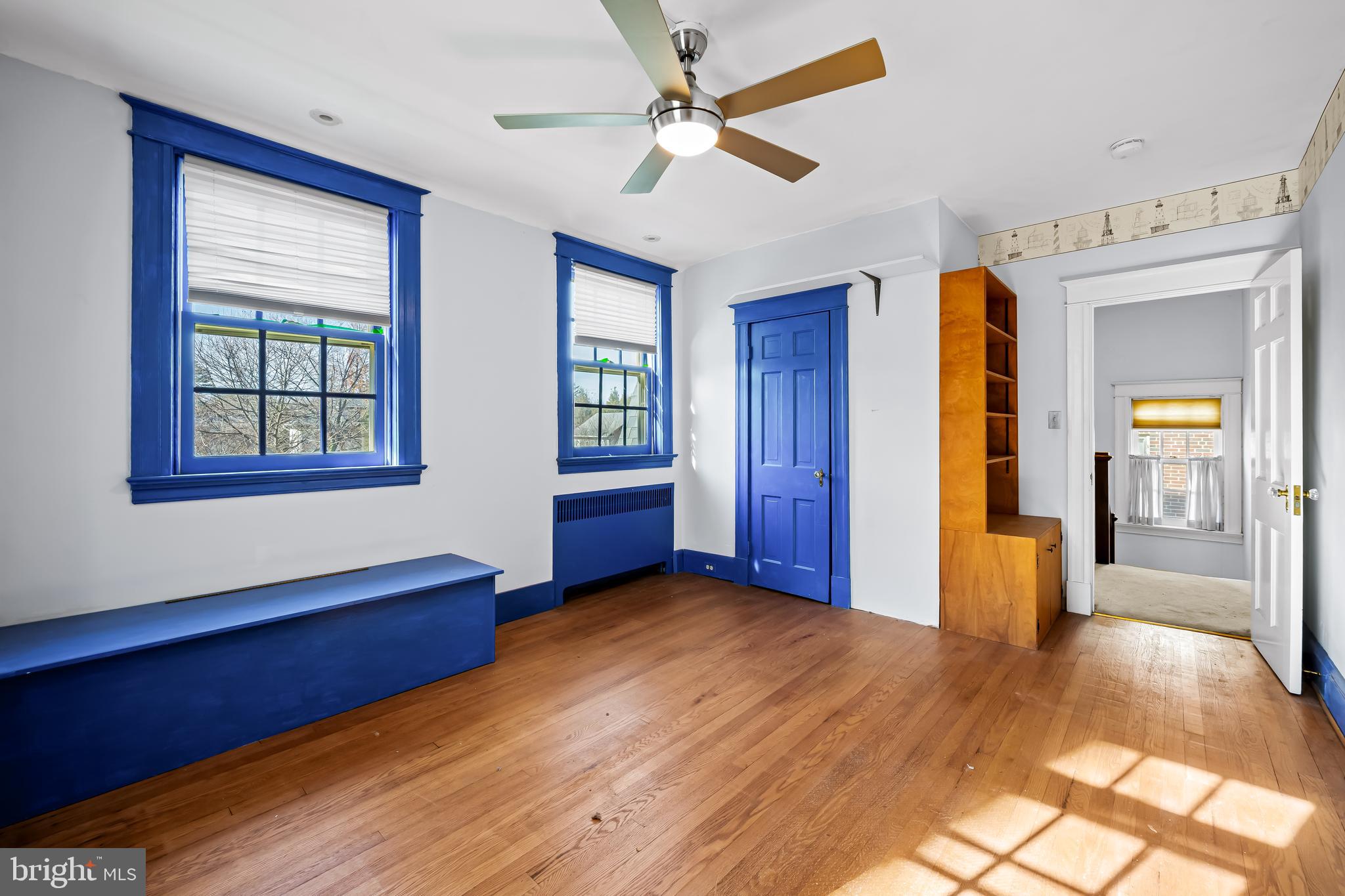 MOUNT WASHINGTON - Residential