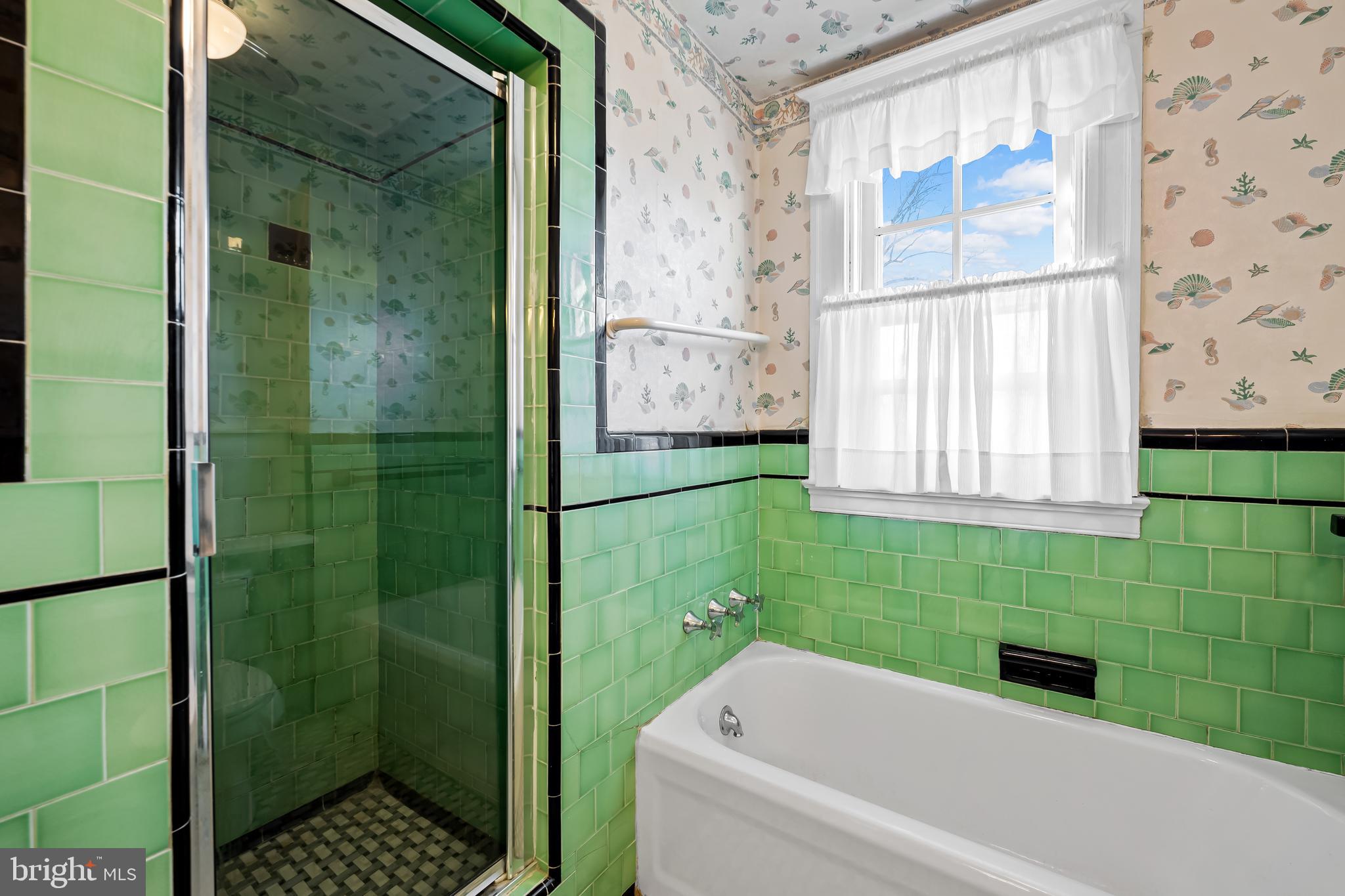 MOUNT WASHINGTON - Residential