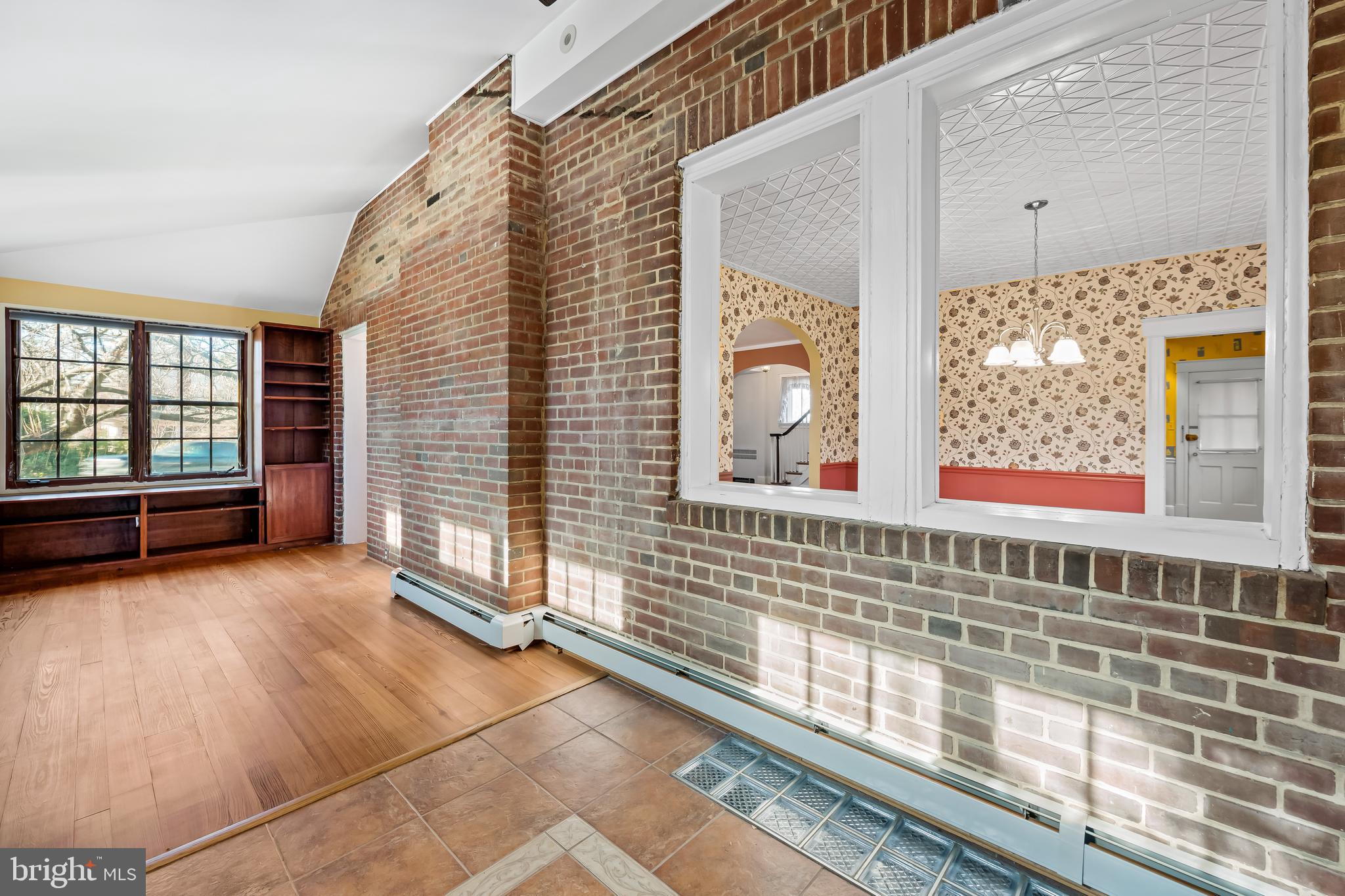 MOUNT WASHINGTON - Residential