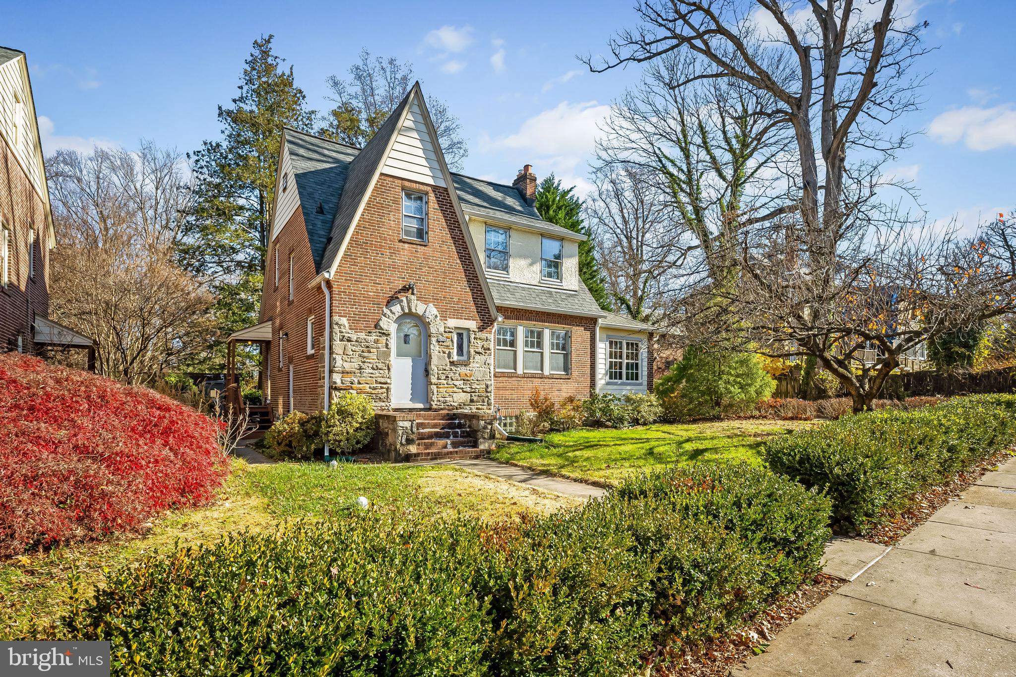 5615 GREENSPRING AVENUE