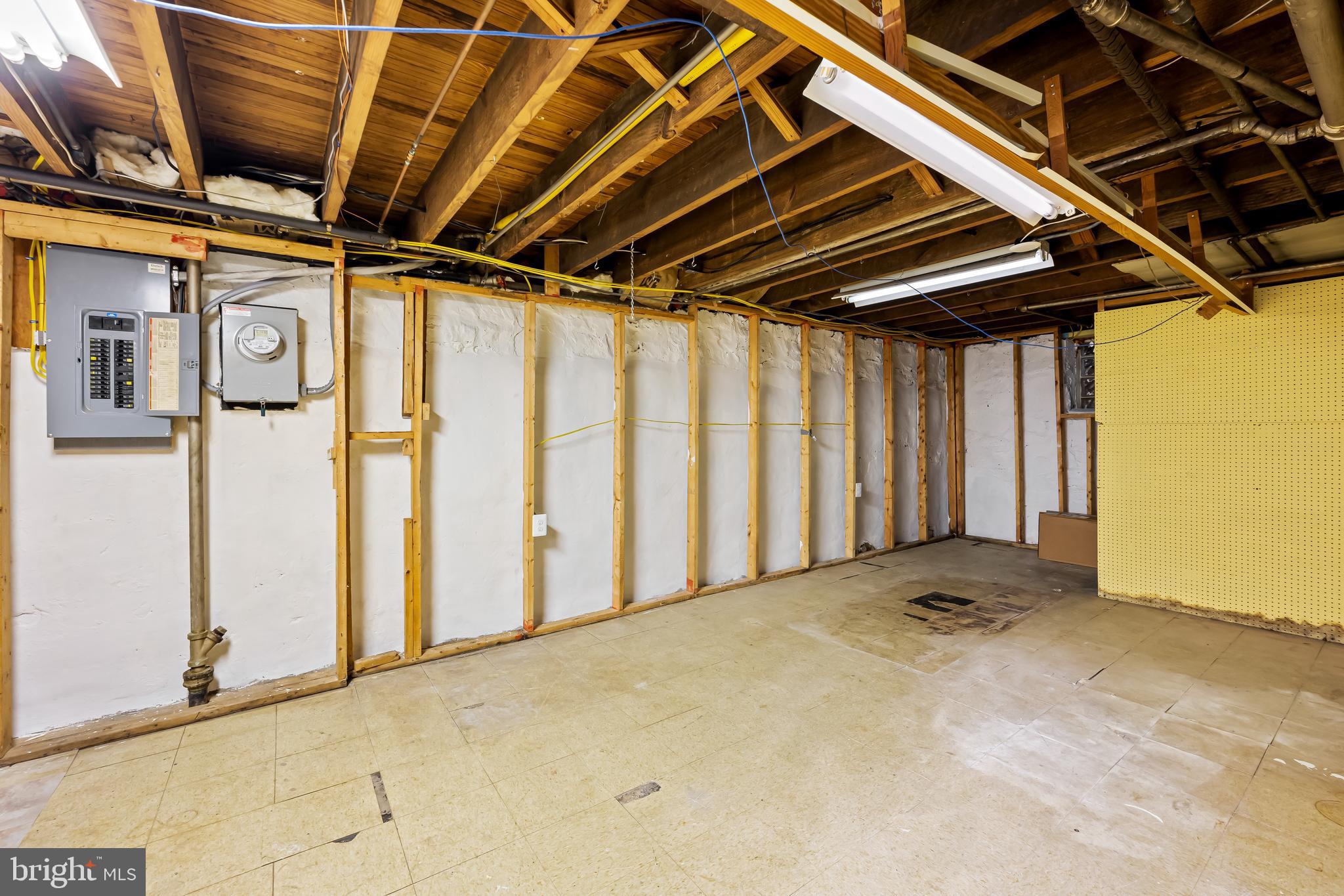 MOUNT WASHINGTON - Residential