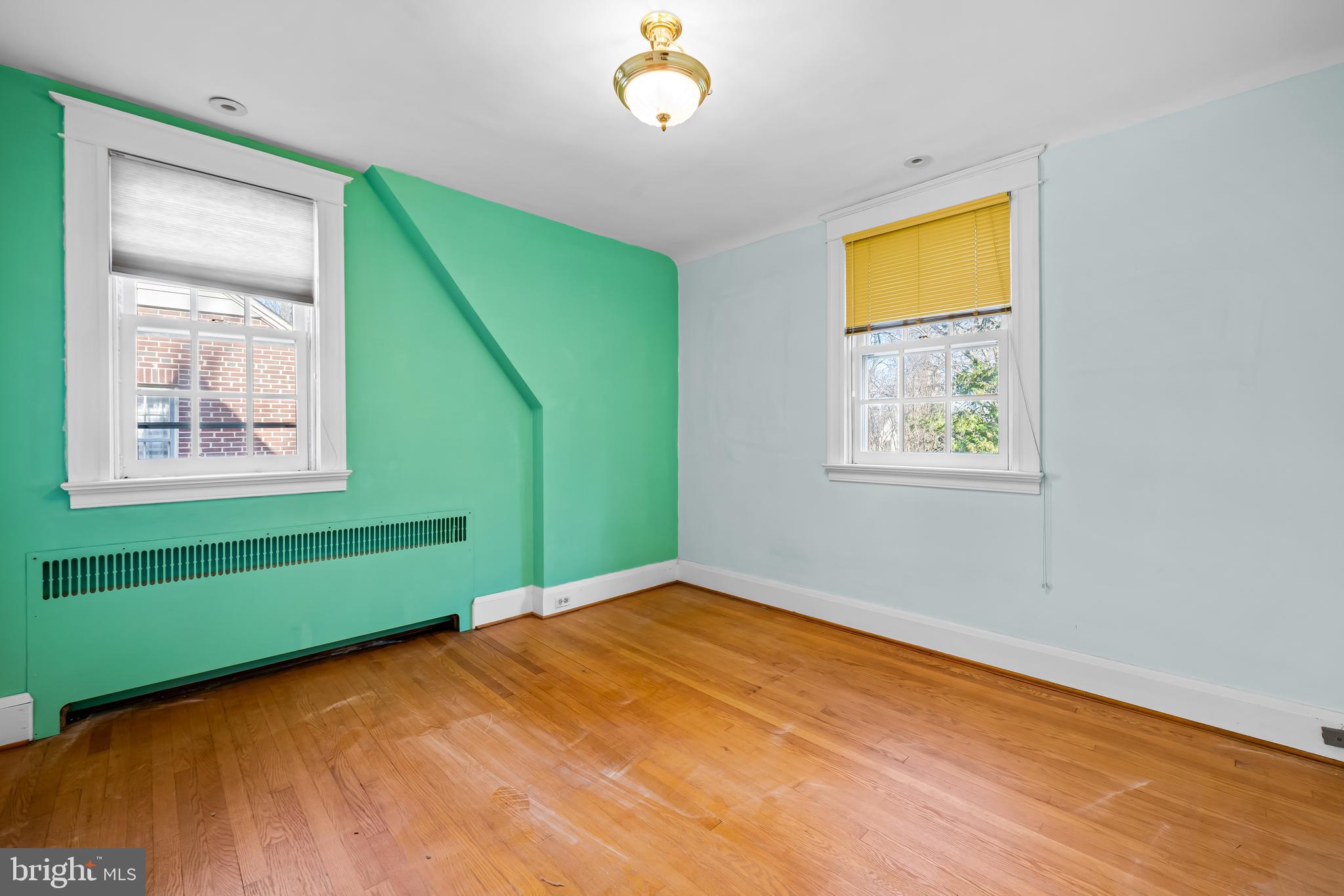 MOUNT WASHINGTON - Residential