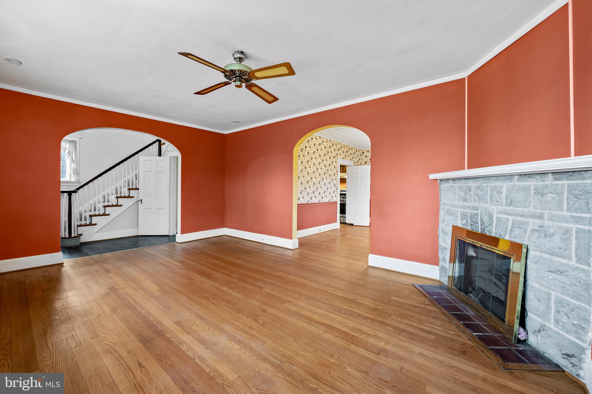 MOUNT WASHINGTON - Residential