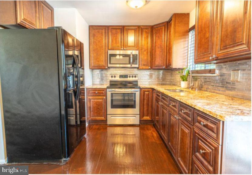 PEPPER MILL VILLAGE - Residential