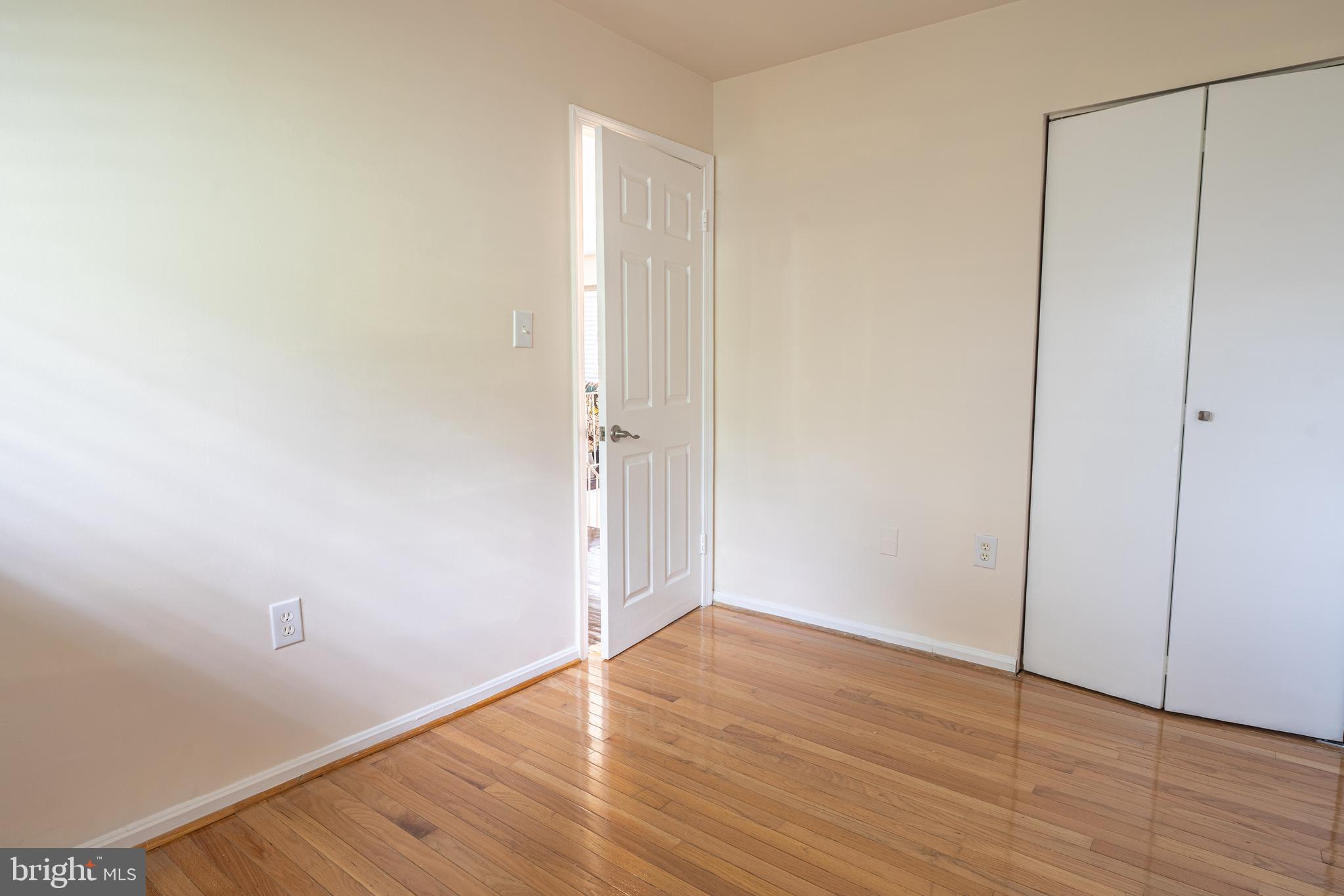 PEPPER MILL VILLAGE - Residential