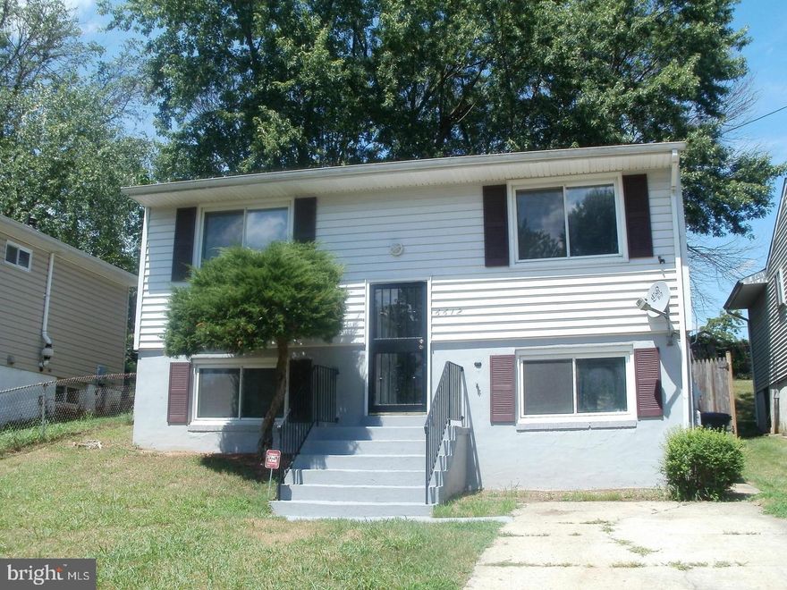 Charming 4 Bedroom, 2 Bath Home in Serene Peppermill Village - Your Dream Home Awaits!

Welcome to 6612 Valley Park Rd, where traditional elegance meets modern convenience. Nestled in the heart of the sought after community of Peppermill Village, this delightful 4-bedroom, 2-bath home offers a harmonious blend of comfort and style. 
Step inside and be greeted by a warm and inviting ambiance. The spacious living room welcomes you with its abundant natural light, creating an ideal space to unwind and entertain. The open floor plan seamlessly connects the living area to the dining space and the kitchen, promoting a sense of togetherness.
The owner's suite bedroom and additional bedroom on the top level boast hardwood flooring and huge windows for superb lighting. Head to the lower level for an additional recreation area and 2 additional generous-sized bedrooms that can provide plenty of space for a home office, or hobby room. Each room is adorned with large windows that offer beautiful views of the surrounding lush greenery of the neighborhood.
Conveniently situated in the highly sought-after neighborhood of Peppermill Village, this residence allows you to enjoy the best of both worlds - a peaceful environment while still being within easy reach of urban amenities. Parks, amenities, entertainment and shopping centers are just a short drive away, making daily errands a breeze.
Don't miss this rare opportunity to own this charming 4-bedroom home! Schedule a showing today and seize the chance to embrace a lifestyle of comfort, and convenience!