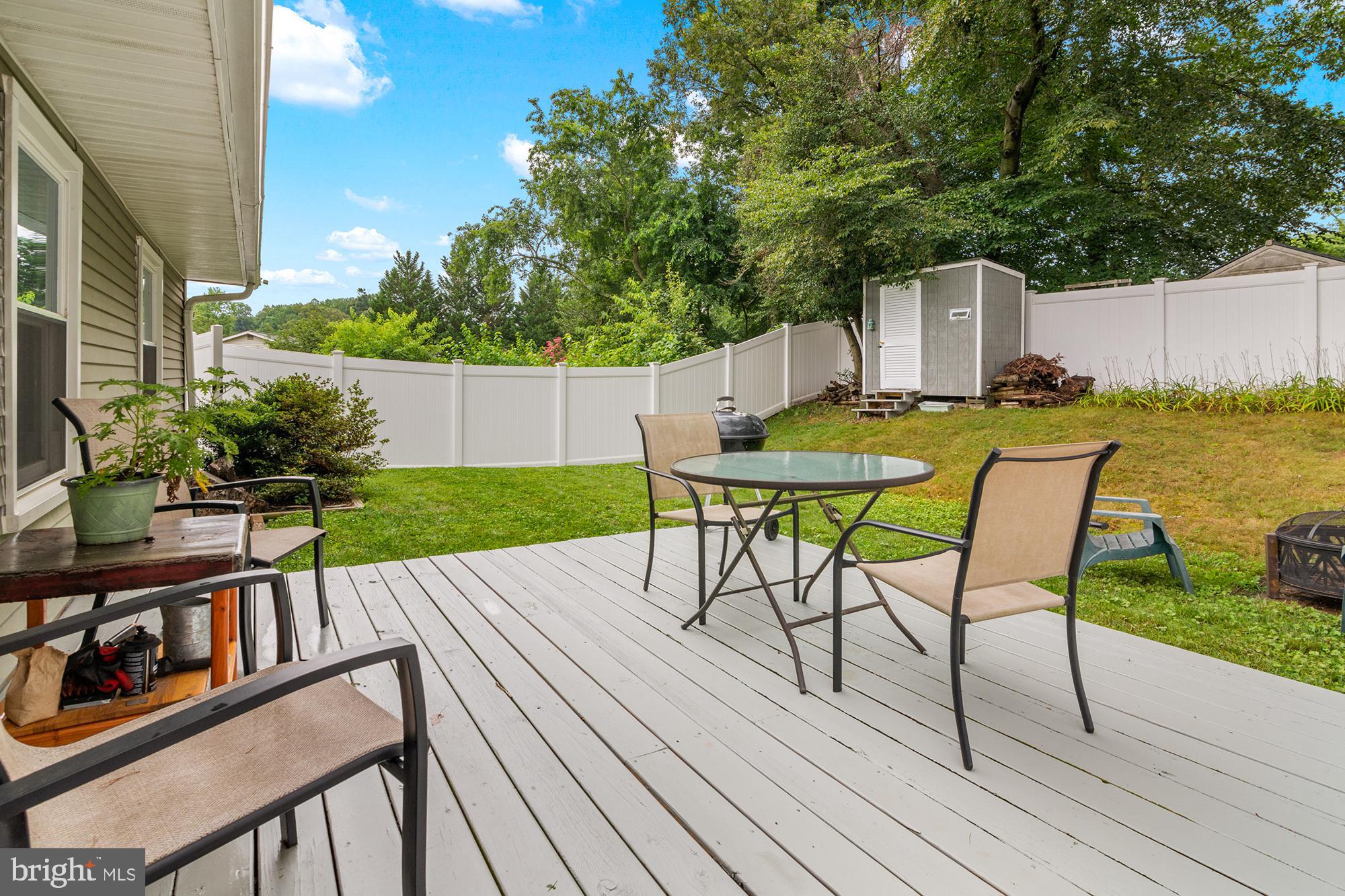 MAPLE RIDGE - Residential