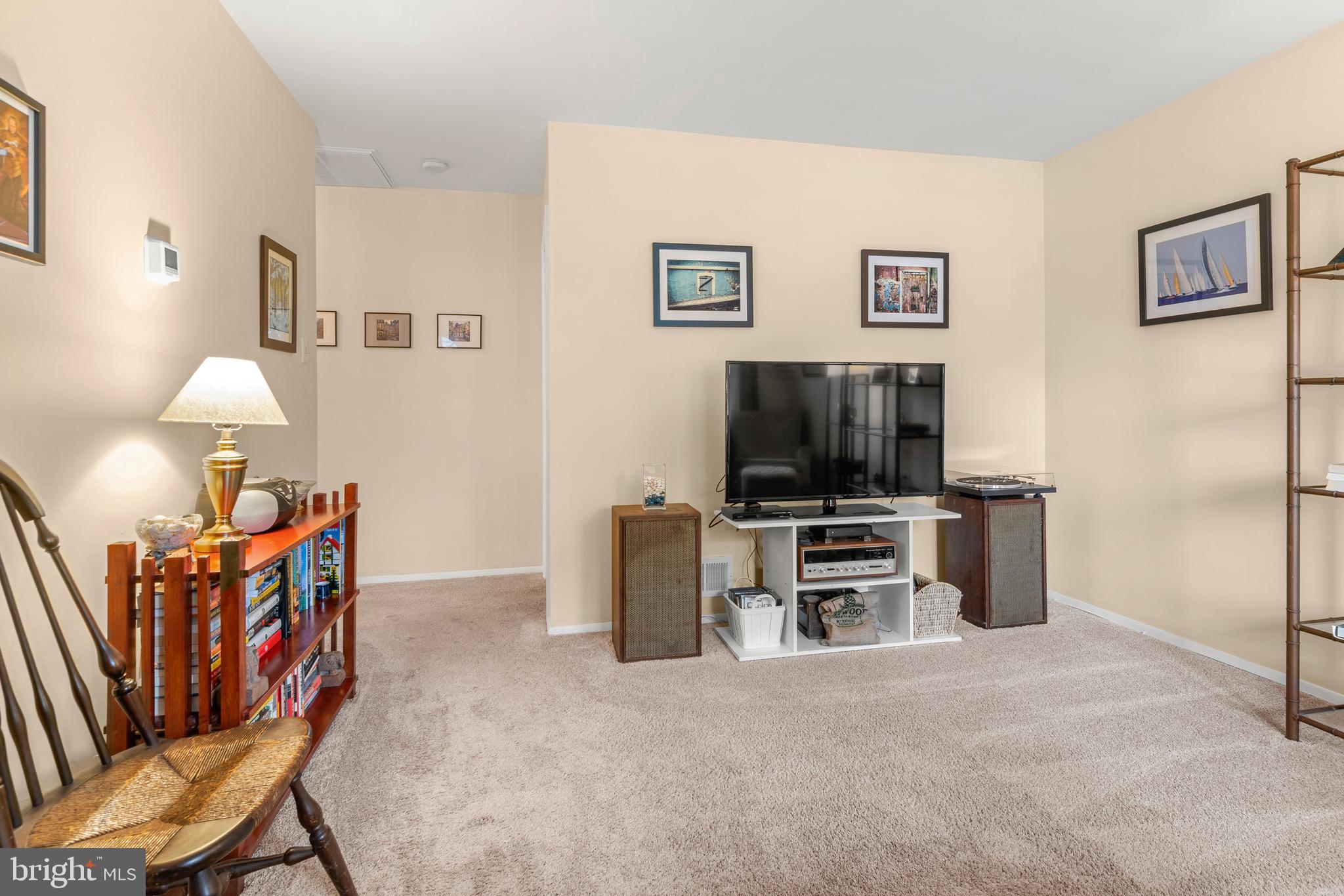 MAPLE RIDGE - Residential