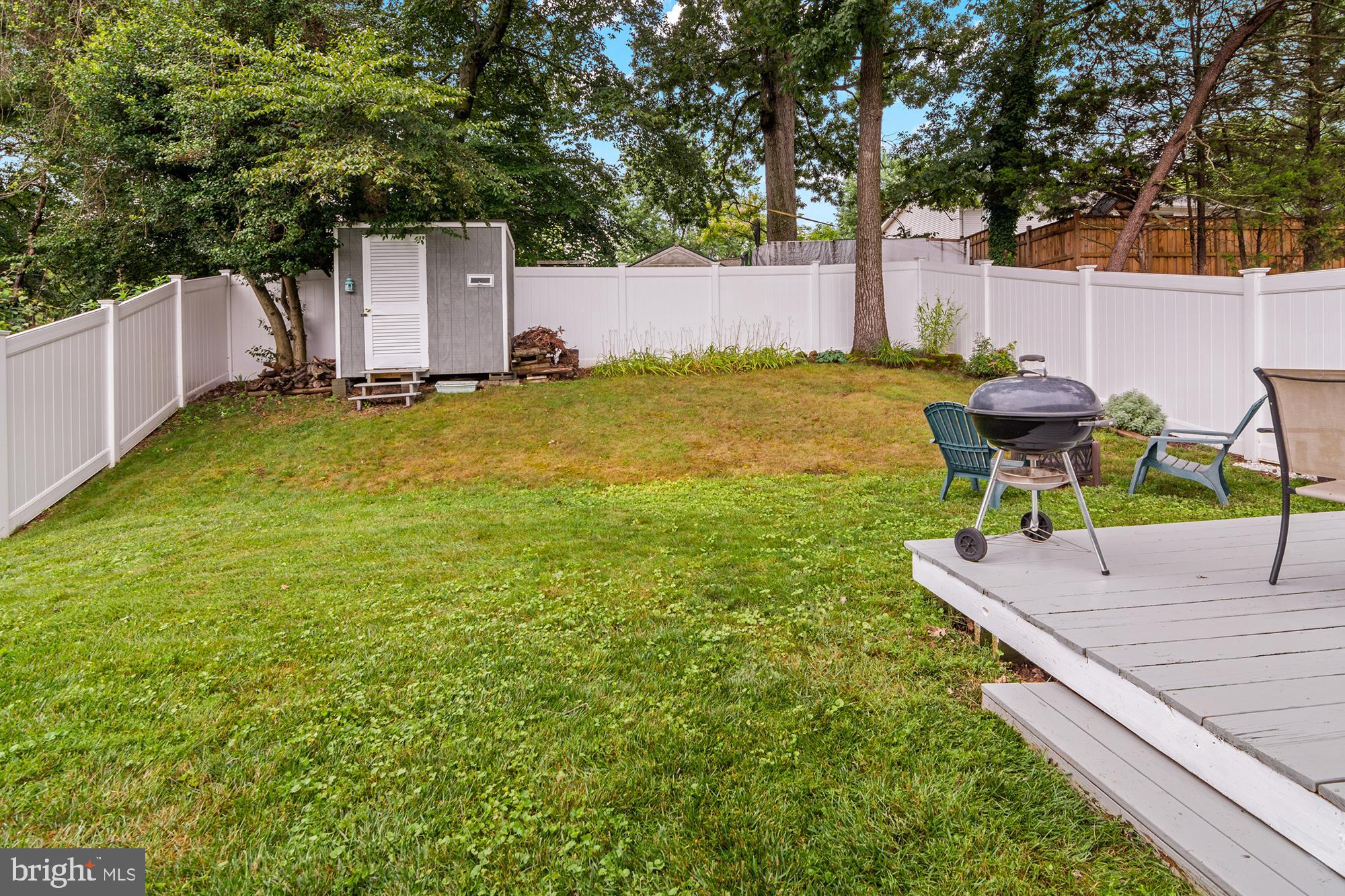 MAPLE RIDGE - Residential