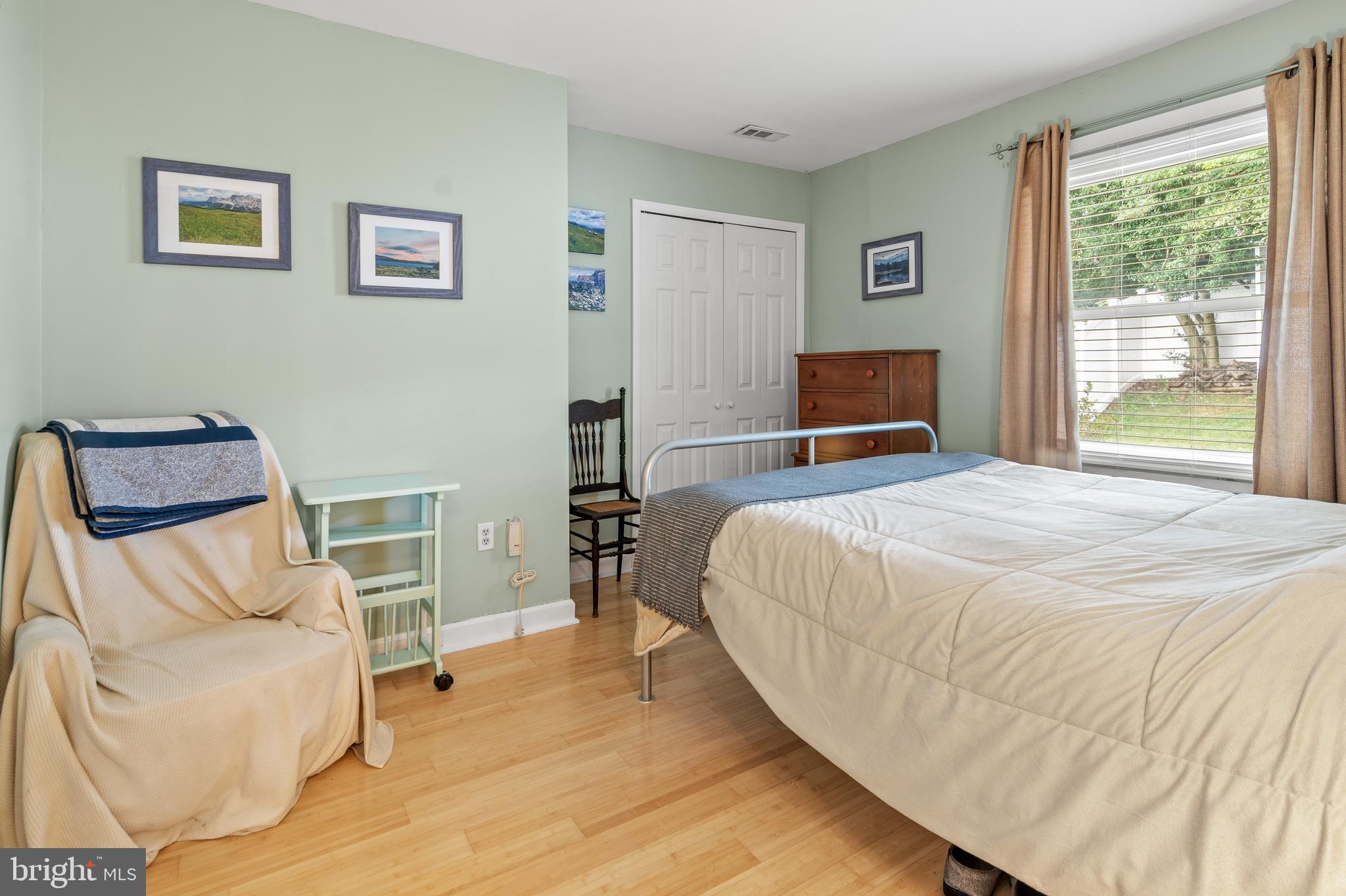 MAPLE RIDGE - Residential