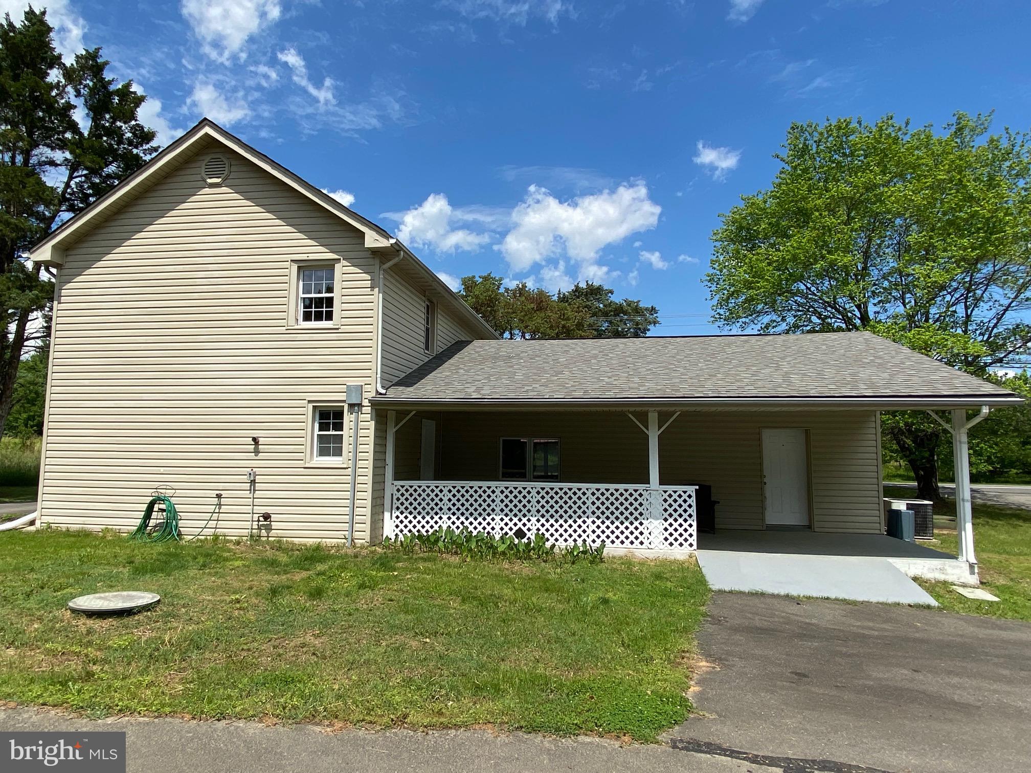 1006 WHITE OAK ROAD