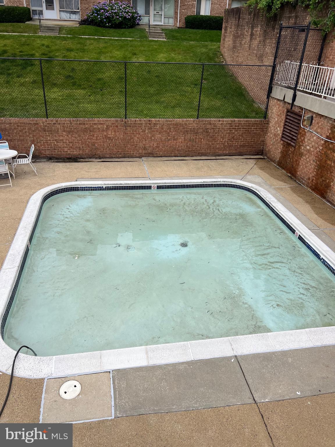 HUNTINGTON CLUB - Residential