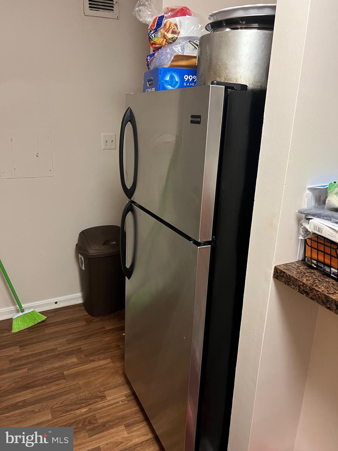 HUNTINGTON CLUB - Residential