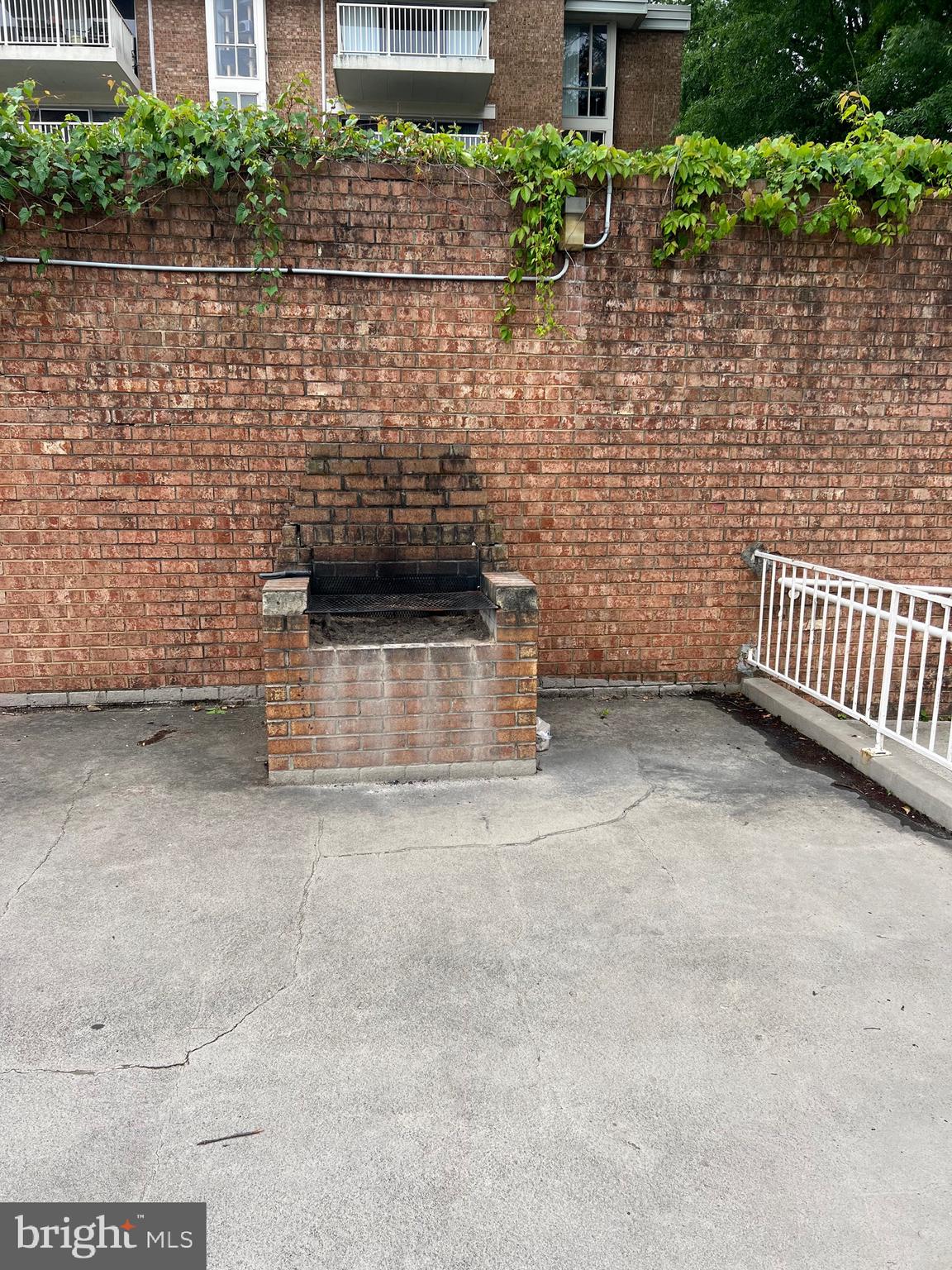 HUNTINGTON CLUB - Residential