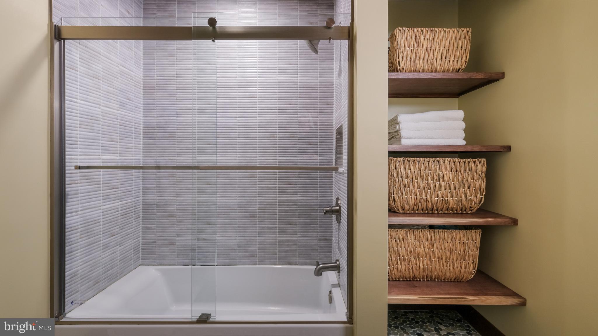 DOYLESTOWN HUNT - Residential