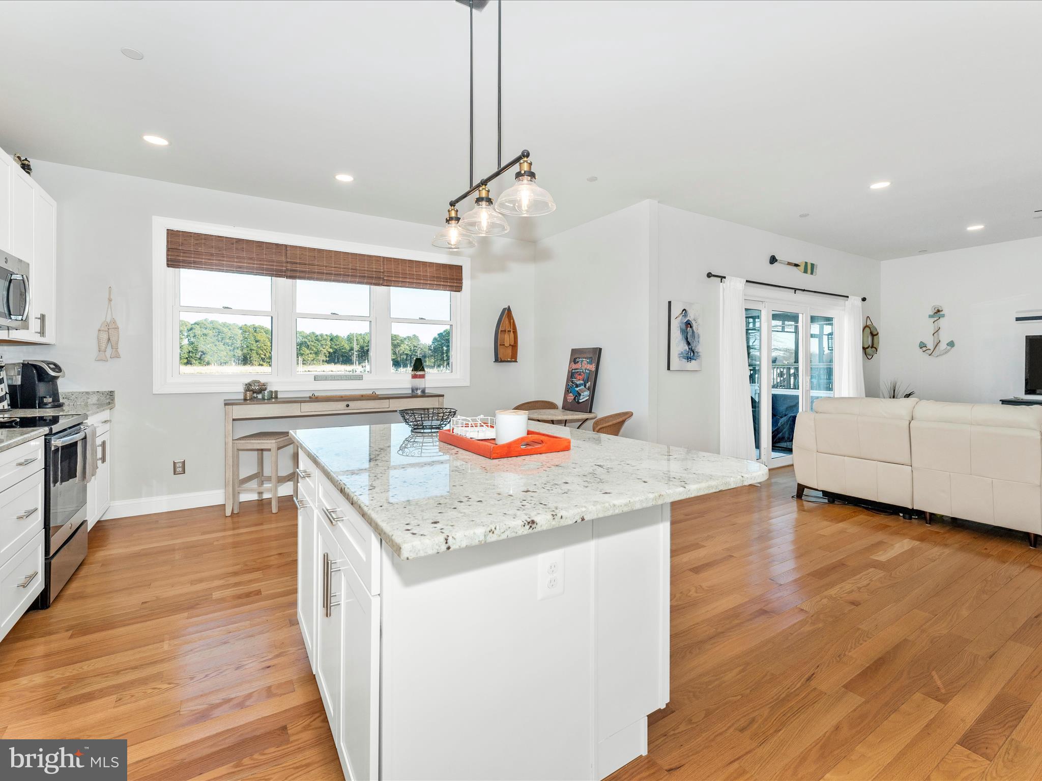 CHESTER RIVER BEACH - Residential