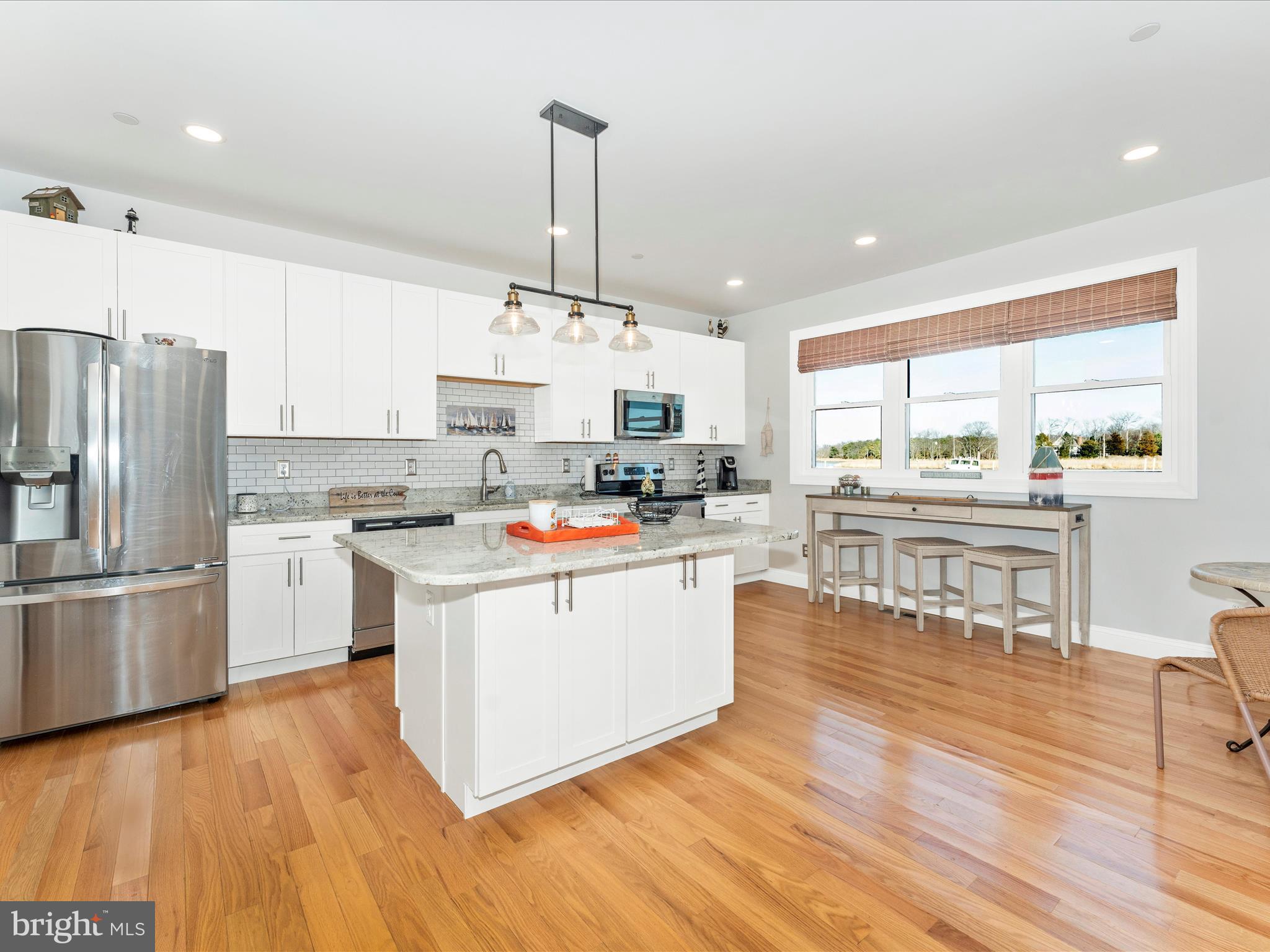 CHESTER RIVER BEACH - Residential