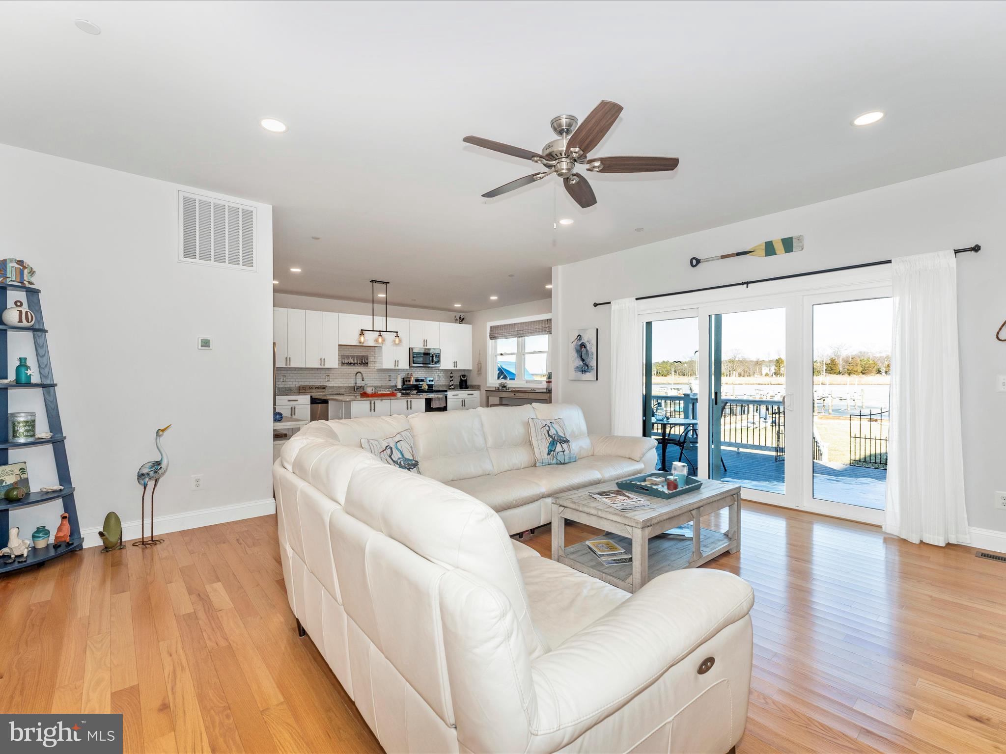 CHESTER RIVER BEACH - Residential