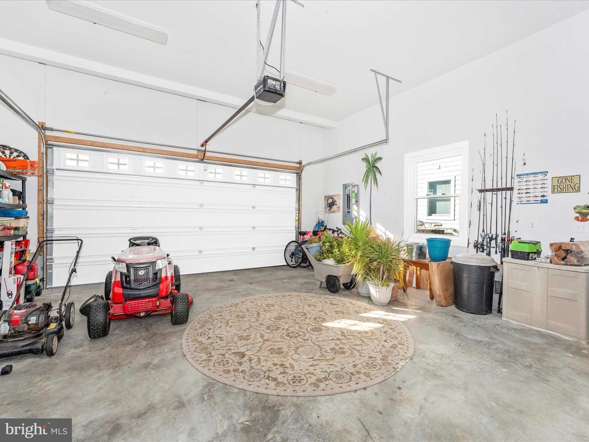 CHESTER RIVER BEACH - Residential