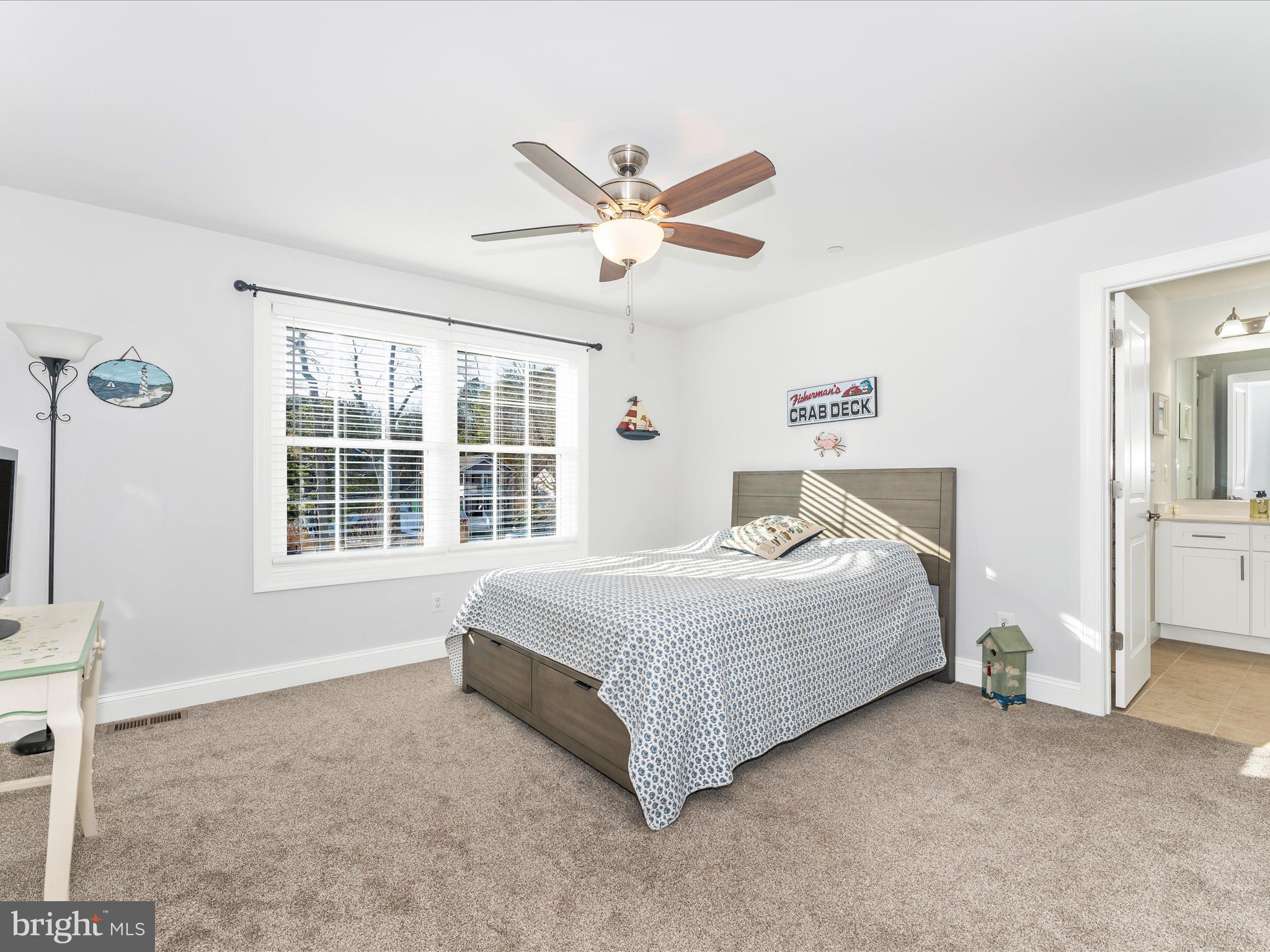 CHESTER RIVER BEACH - Residential