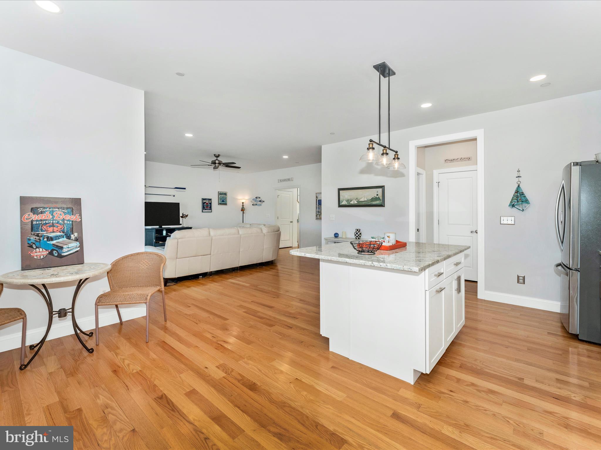 CHESTER RIVER BEACH - Residential