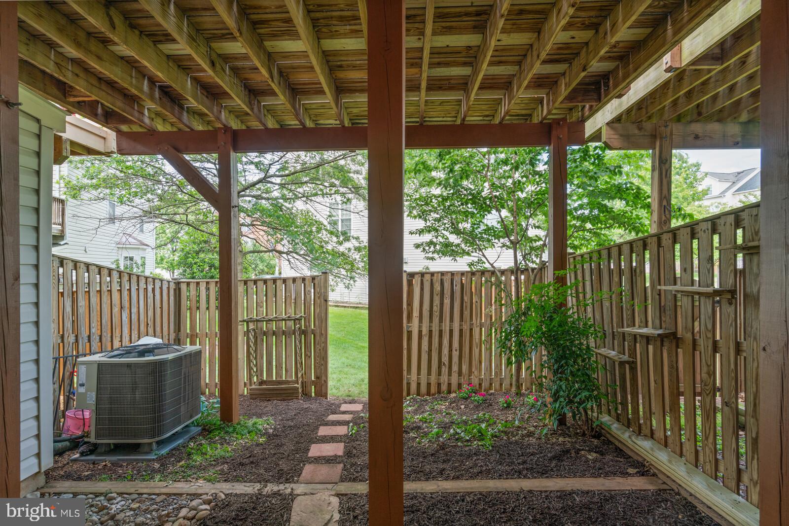 WOODLAND PARK - Residential