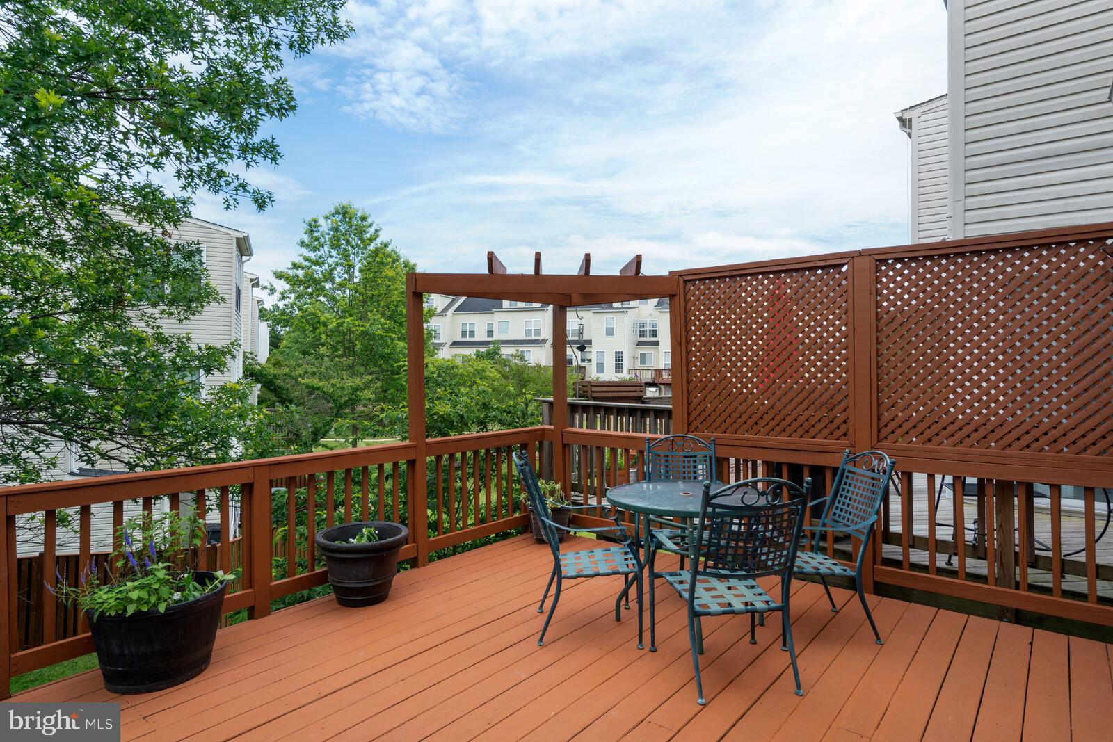 WOODLAND PARK - Residential