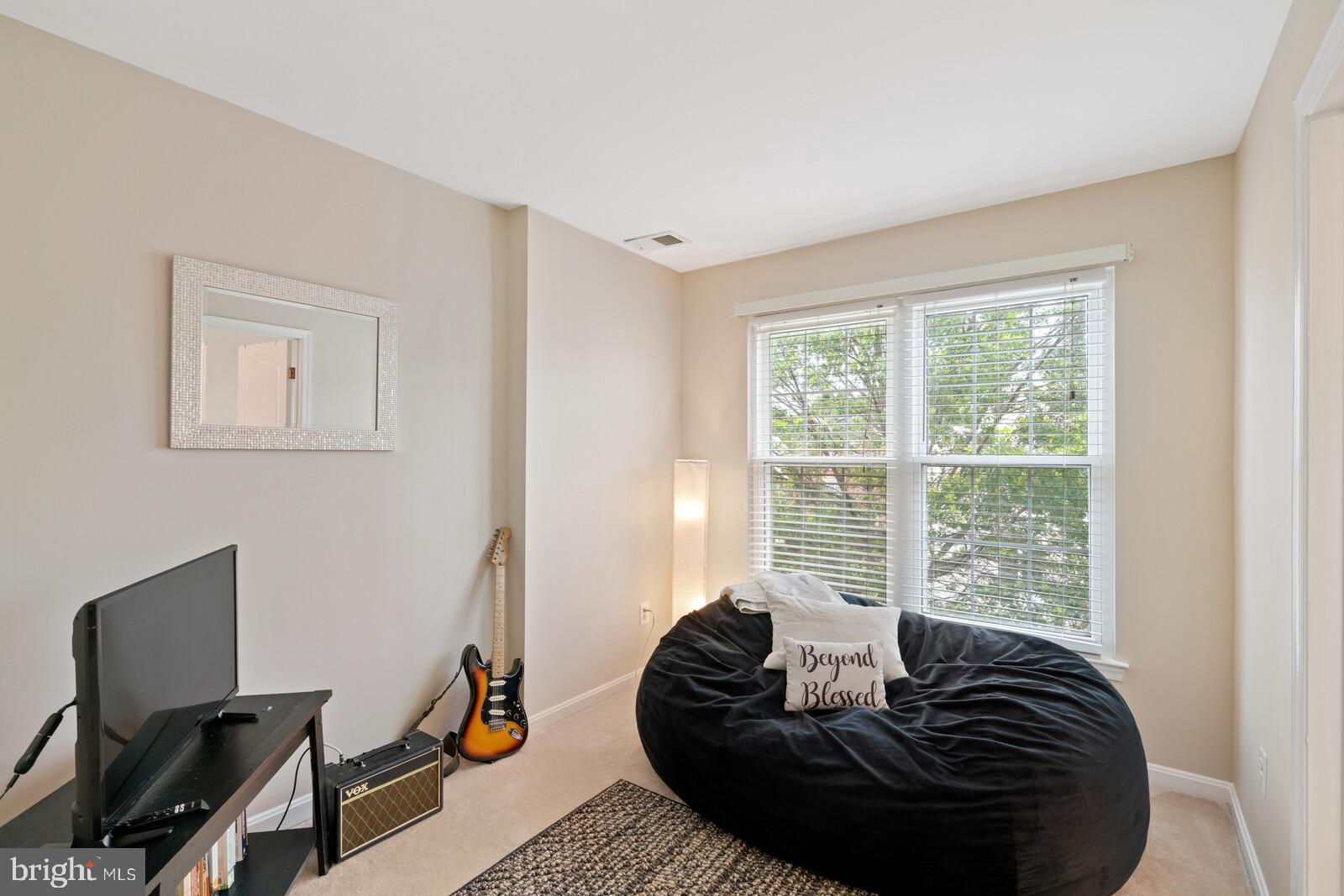 WOODLAND PARK - Residential