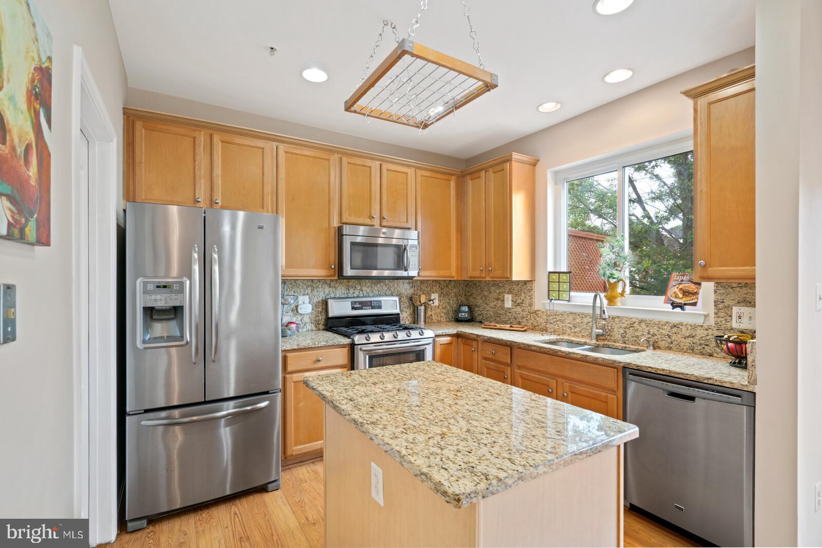 WOODLAND PARK - Residential