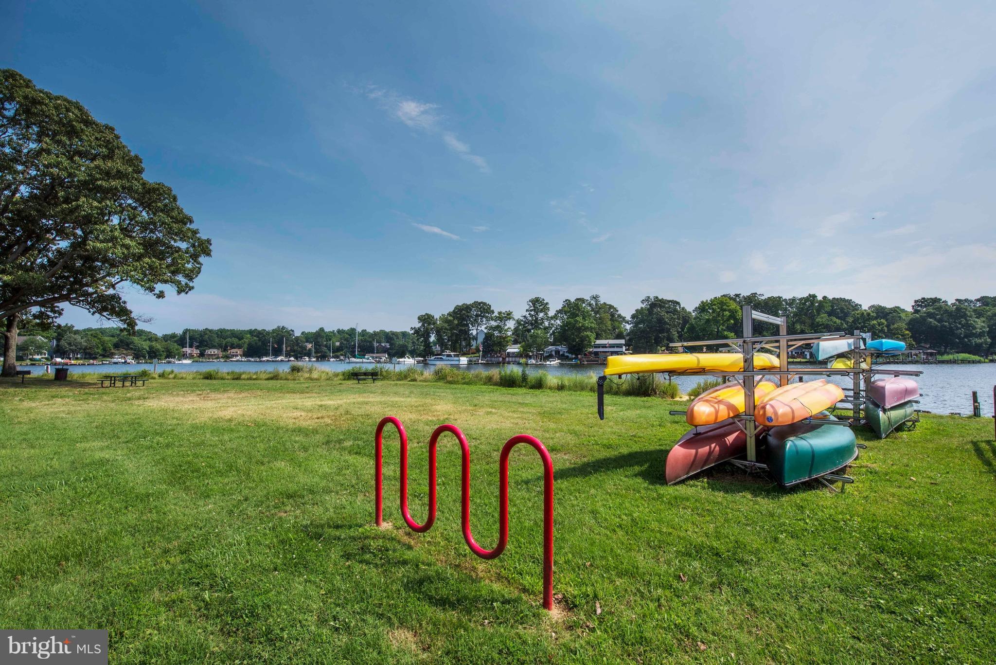 EDGEWATER - Residential Lease