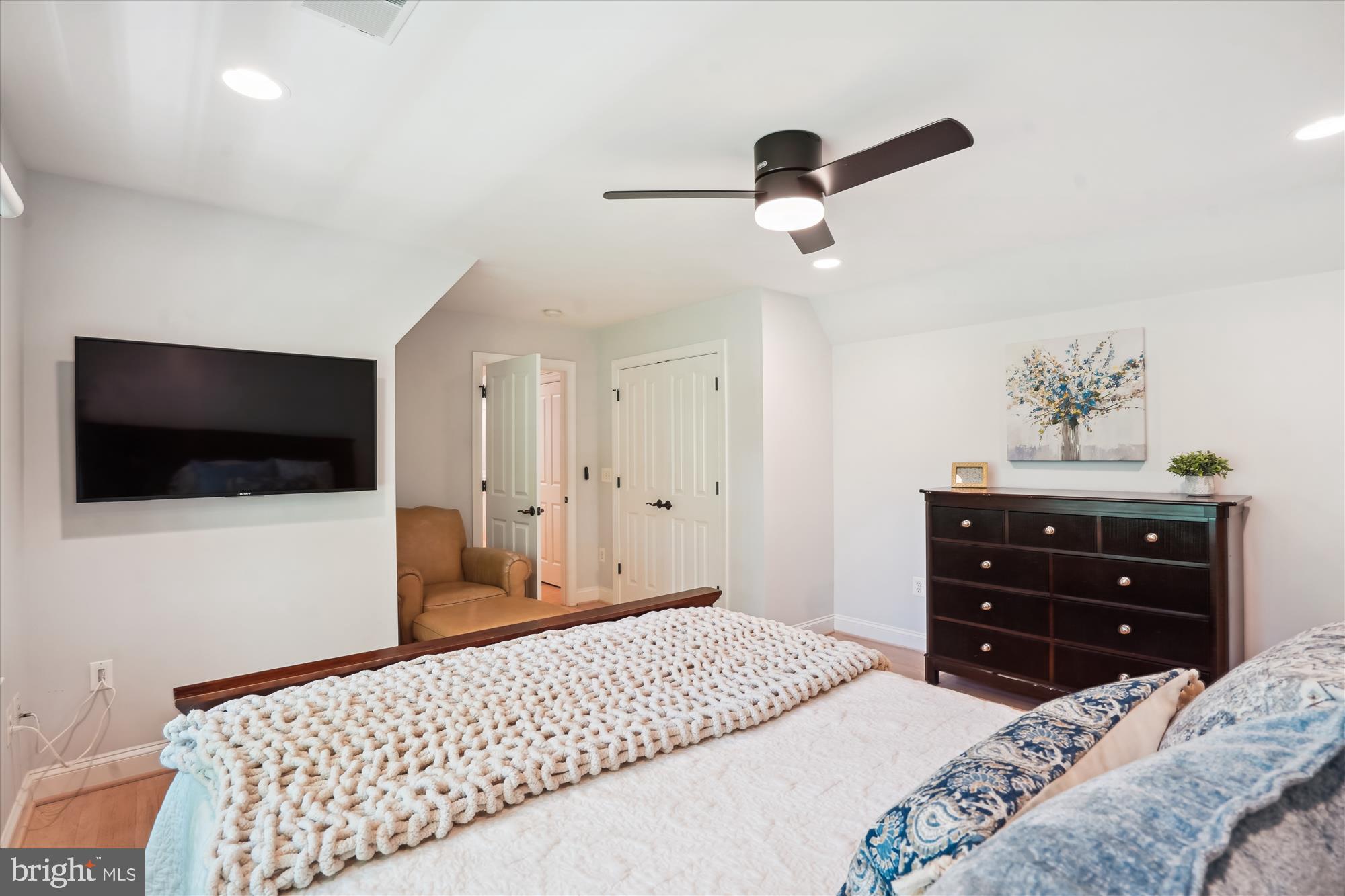 KINGCREST - Residential