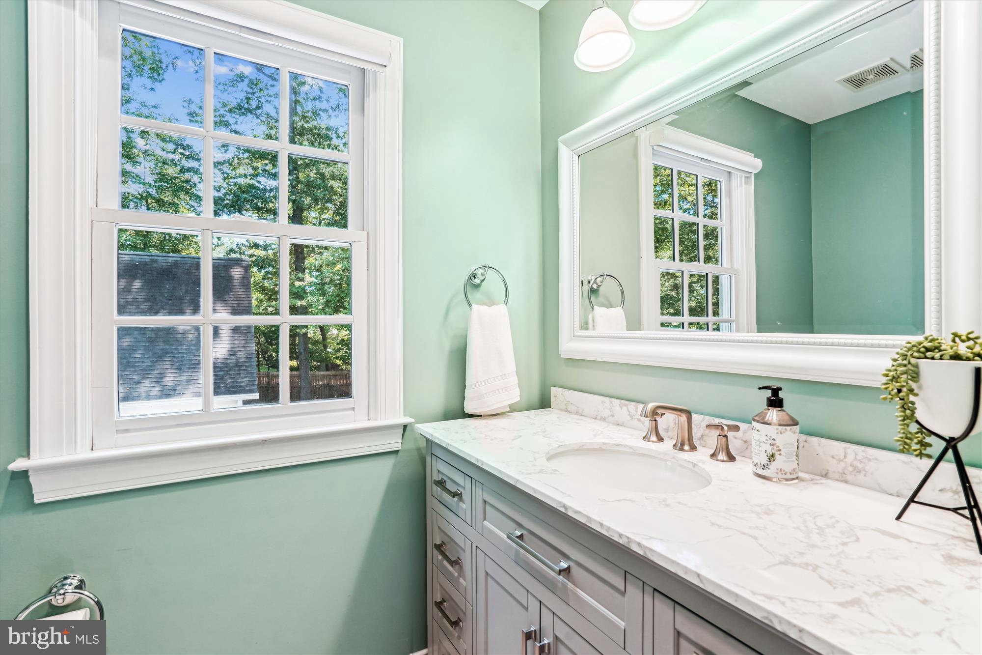 KINGCREST - Residential