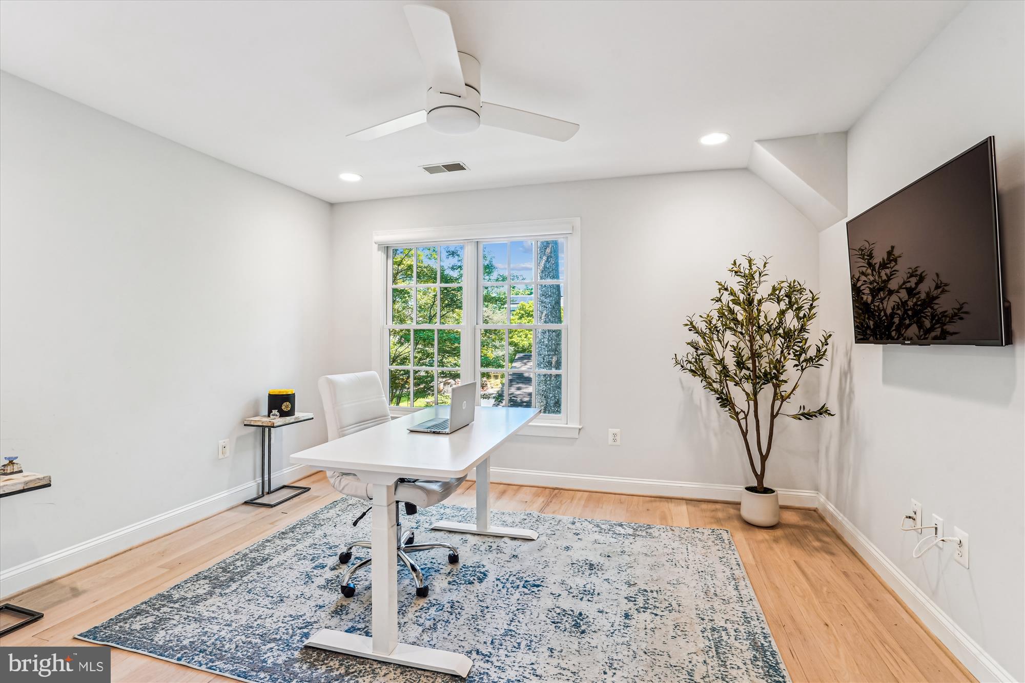 KINGCREST - Residential