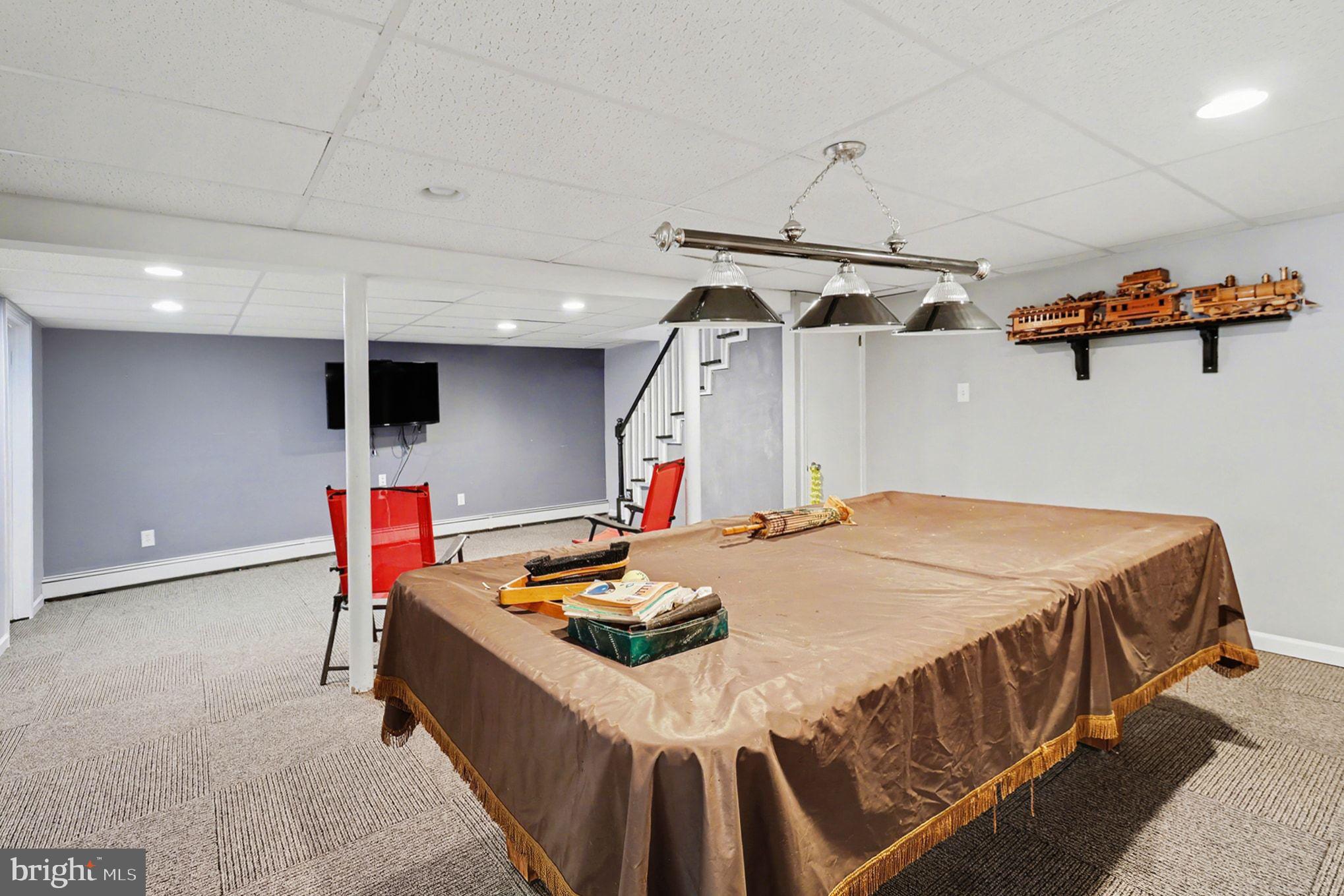 MAPLE HILL FARM - Residential