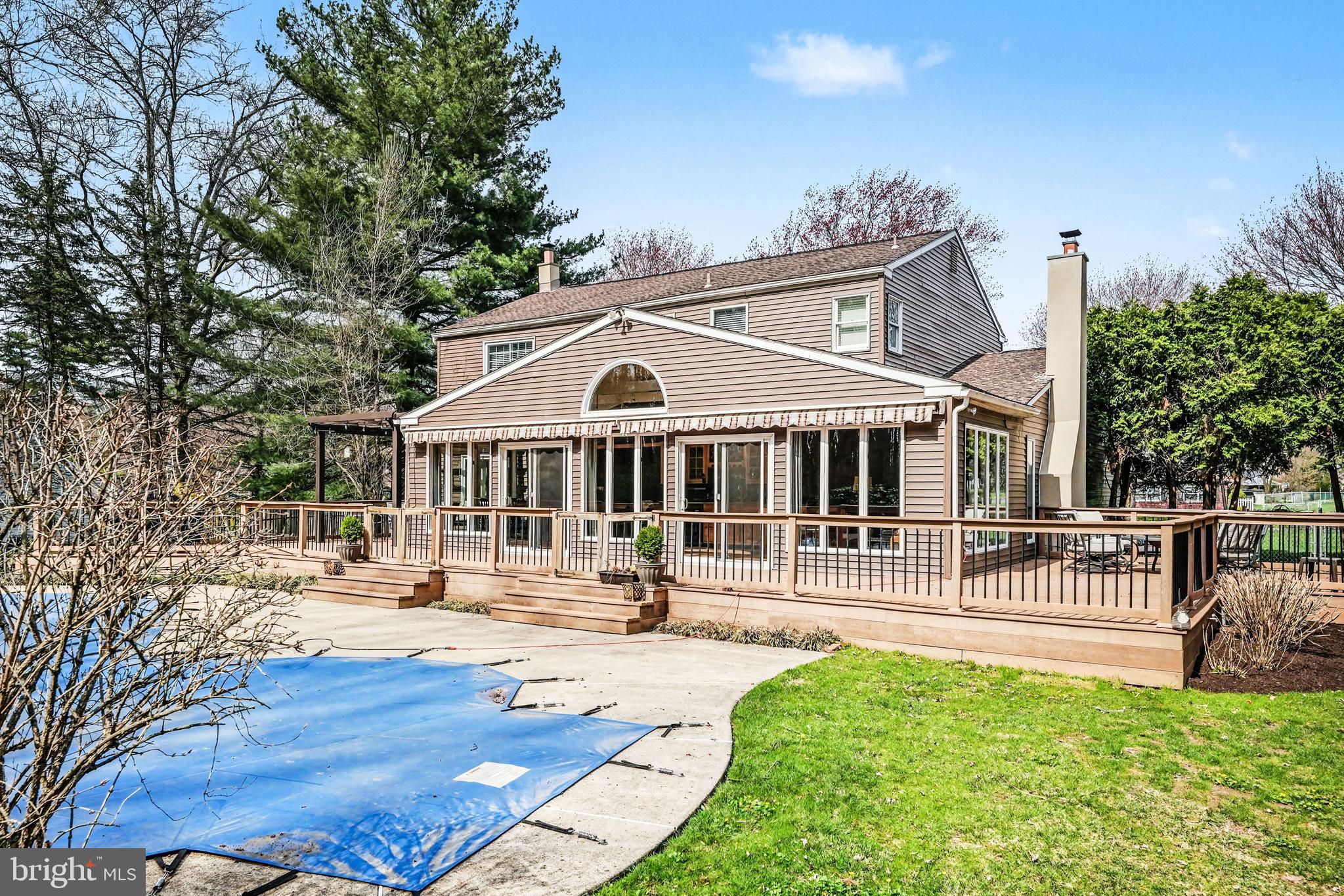 MAPLE HILL FARM - Residential