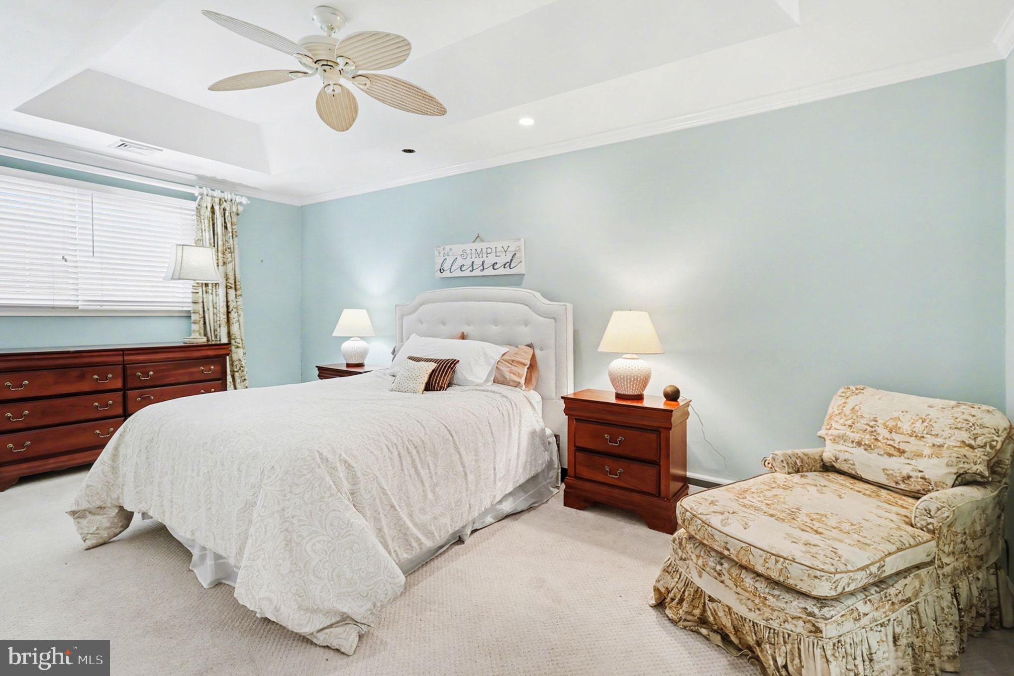 MAPLE HILL FARM - Residential