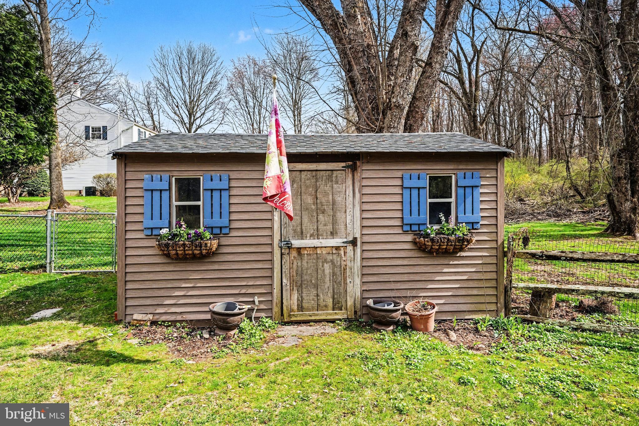 MAPLE HILL FARM - Residential