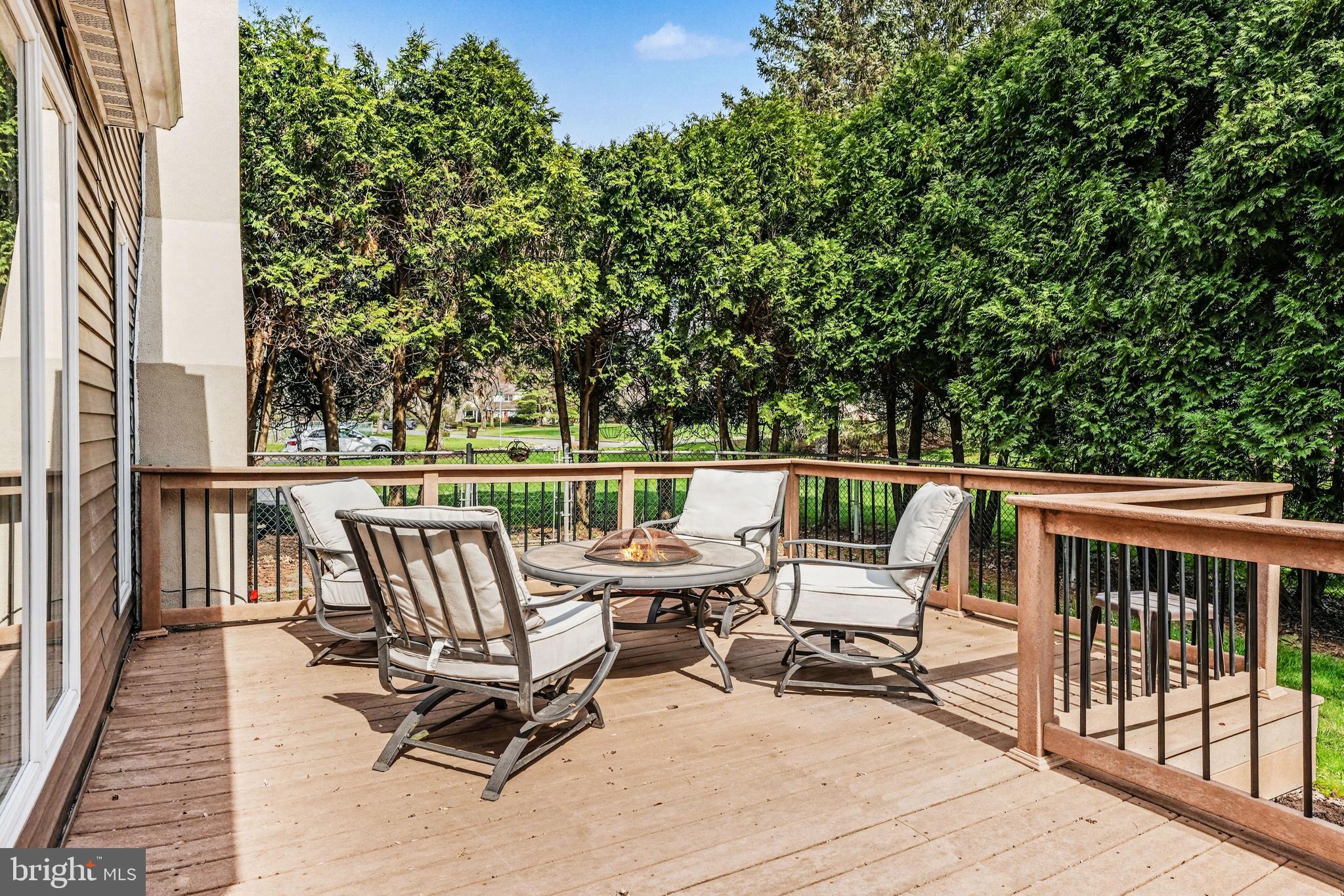 MAPLE HILL FARM - Residential