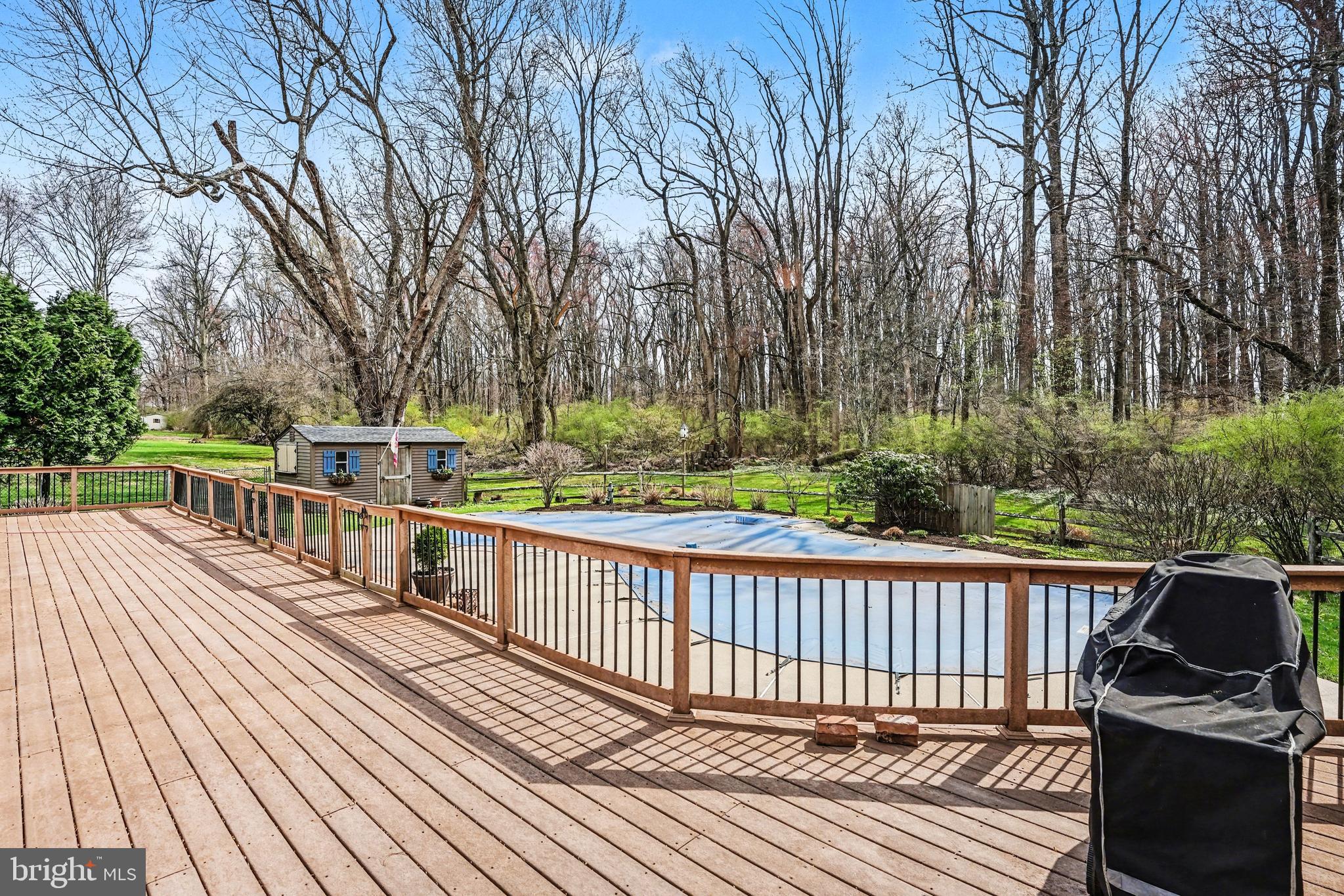 MAPLE HILL FARM - Residential