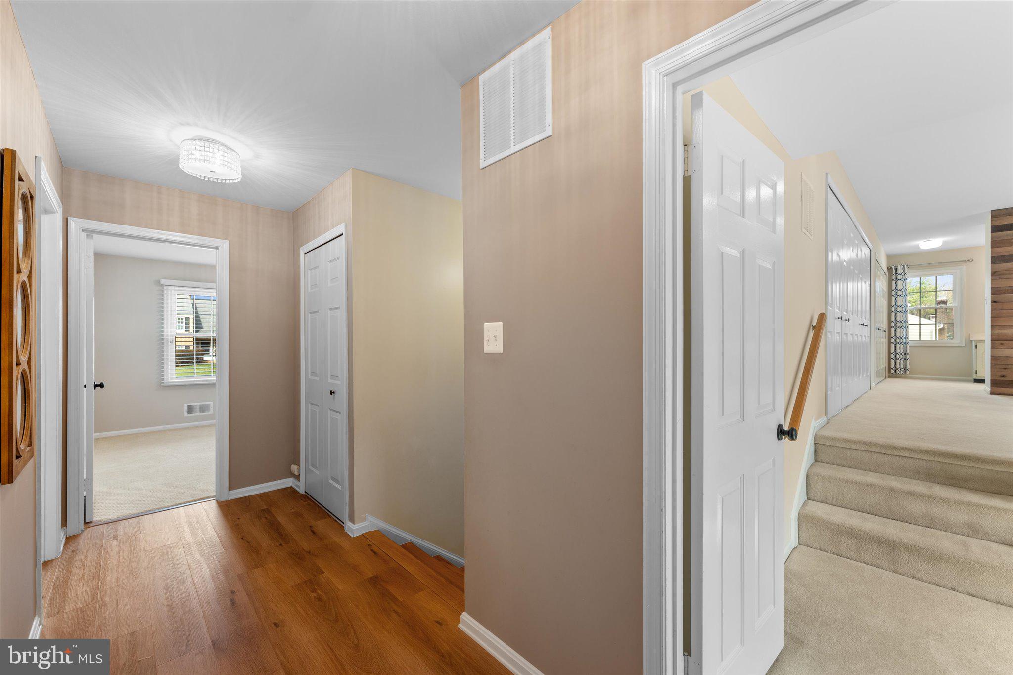 FOX MILL WOODS - Residential