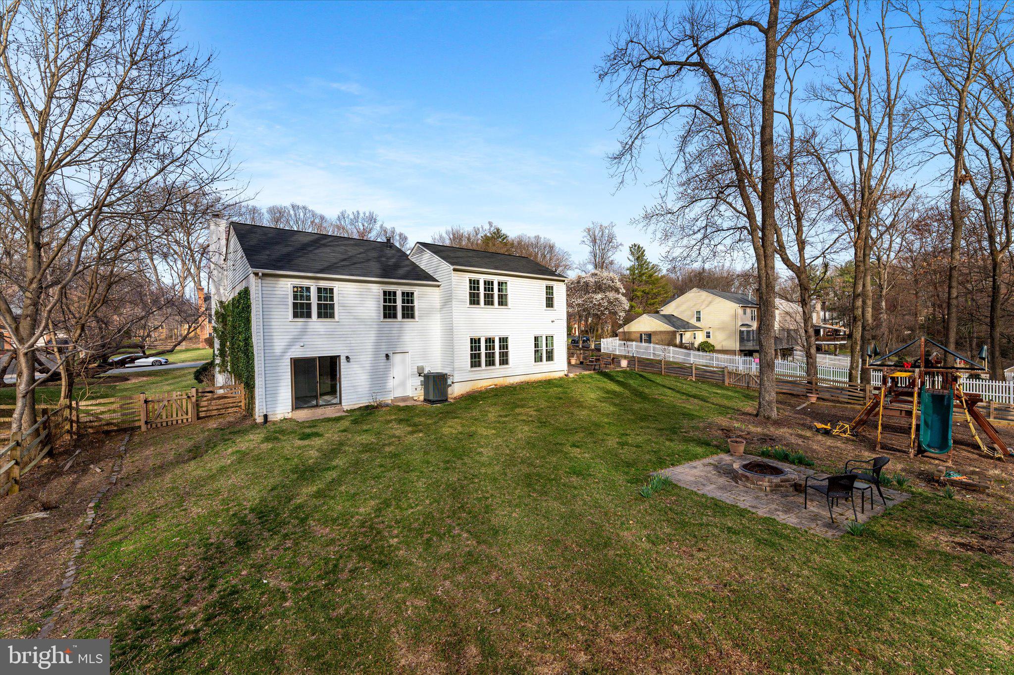 FOX MILL WOODS - Residential