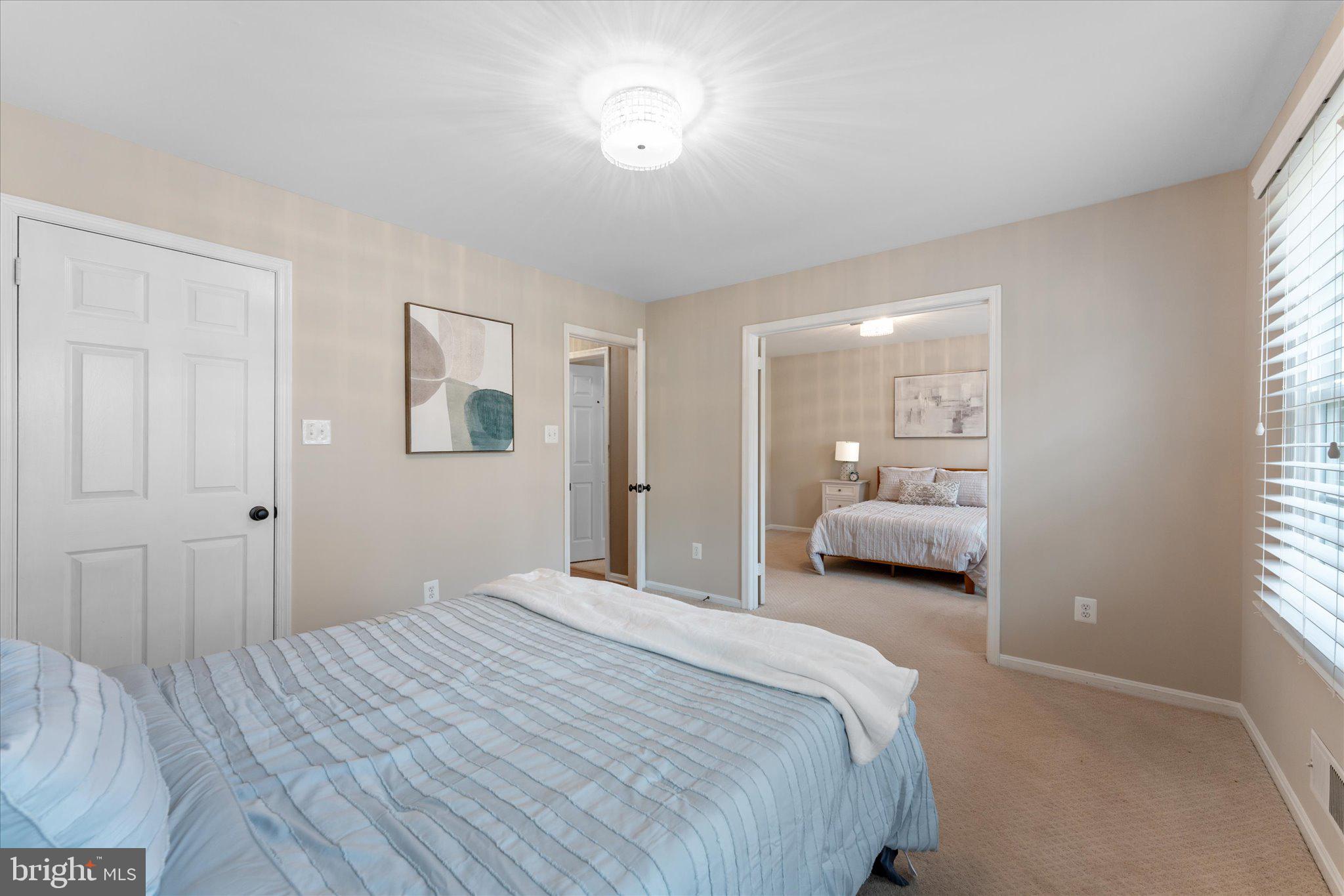 FOX MILL WOODS - Residential