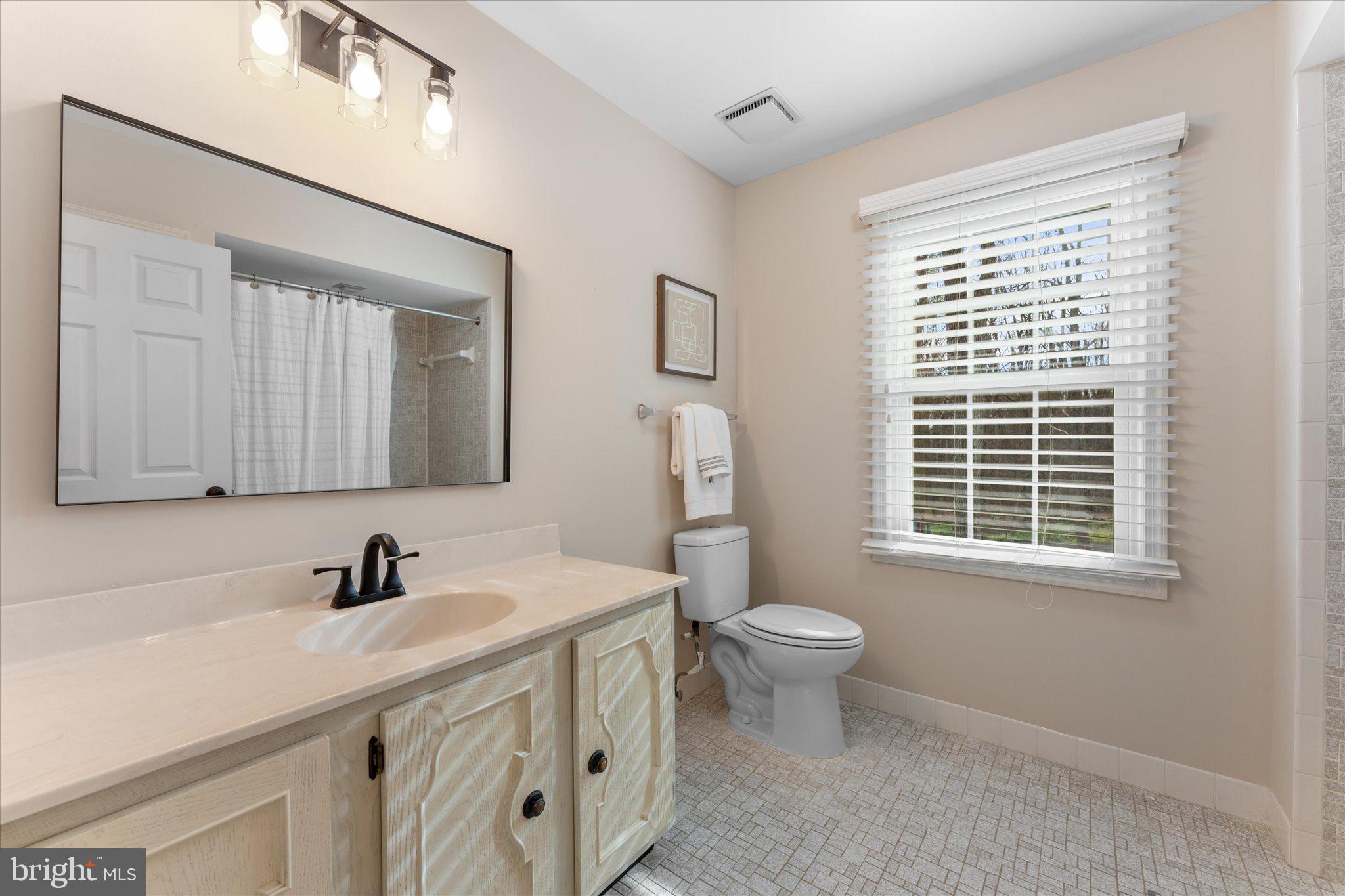 FOX MILL WOODS - Residential