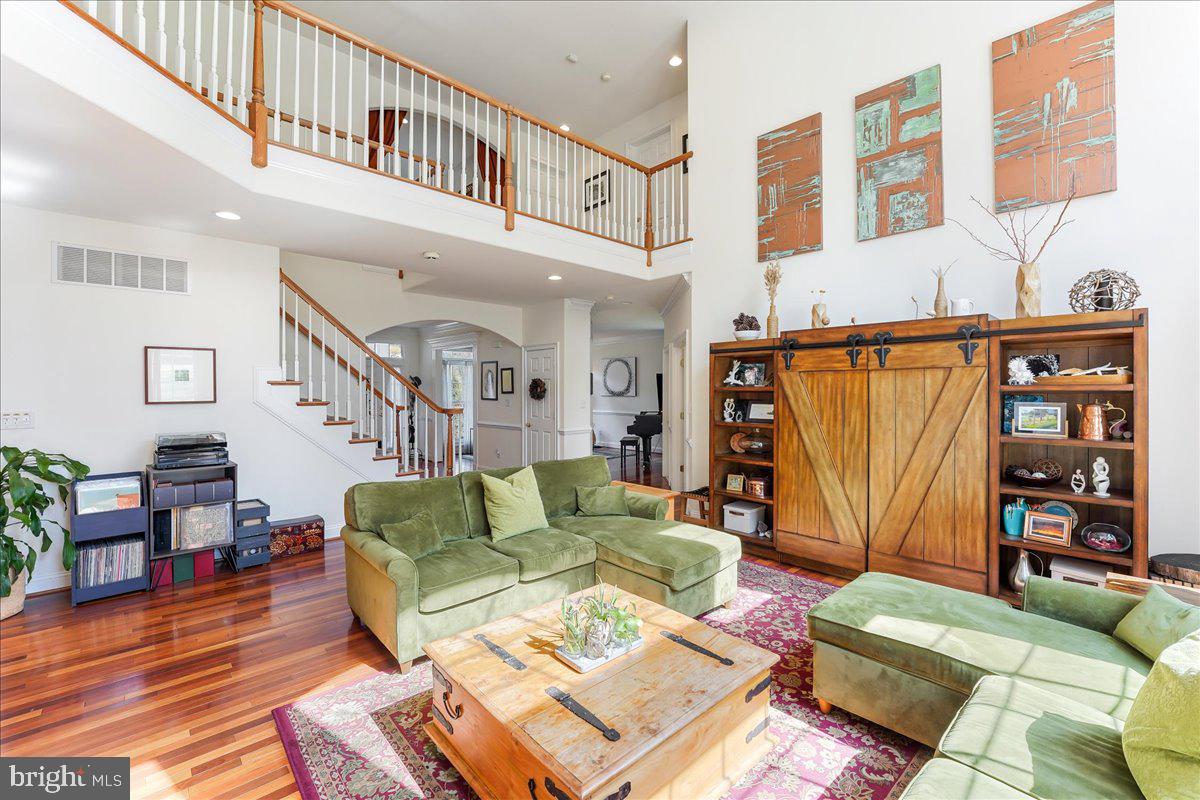 GREEN GLEN - Residential